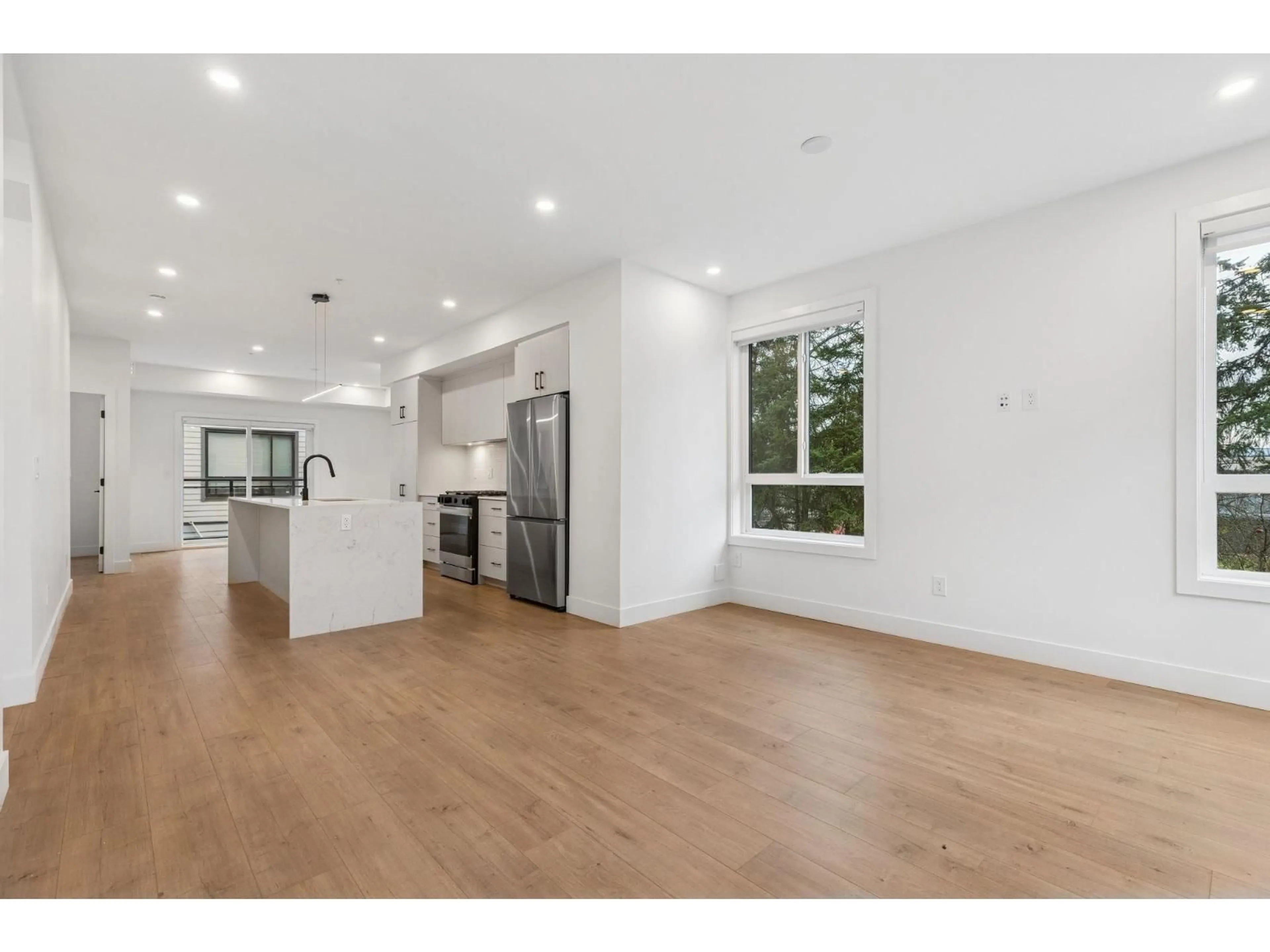 Open concept kitchen, unknown for 7 - 19667 55A AVENUE, Langley British Columbia V3A0R8