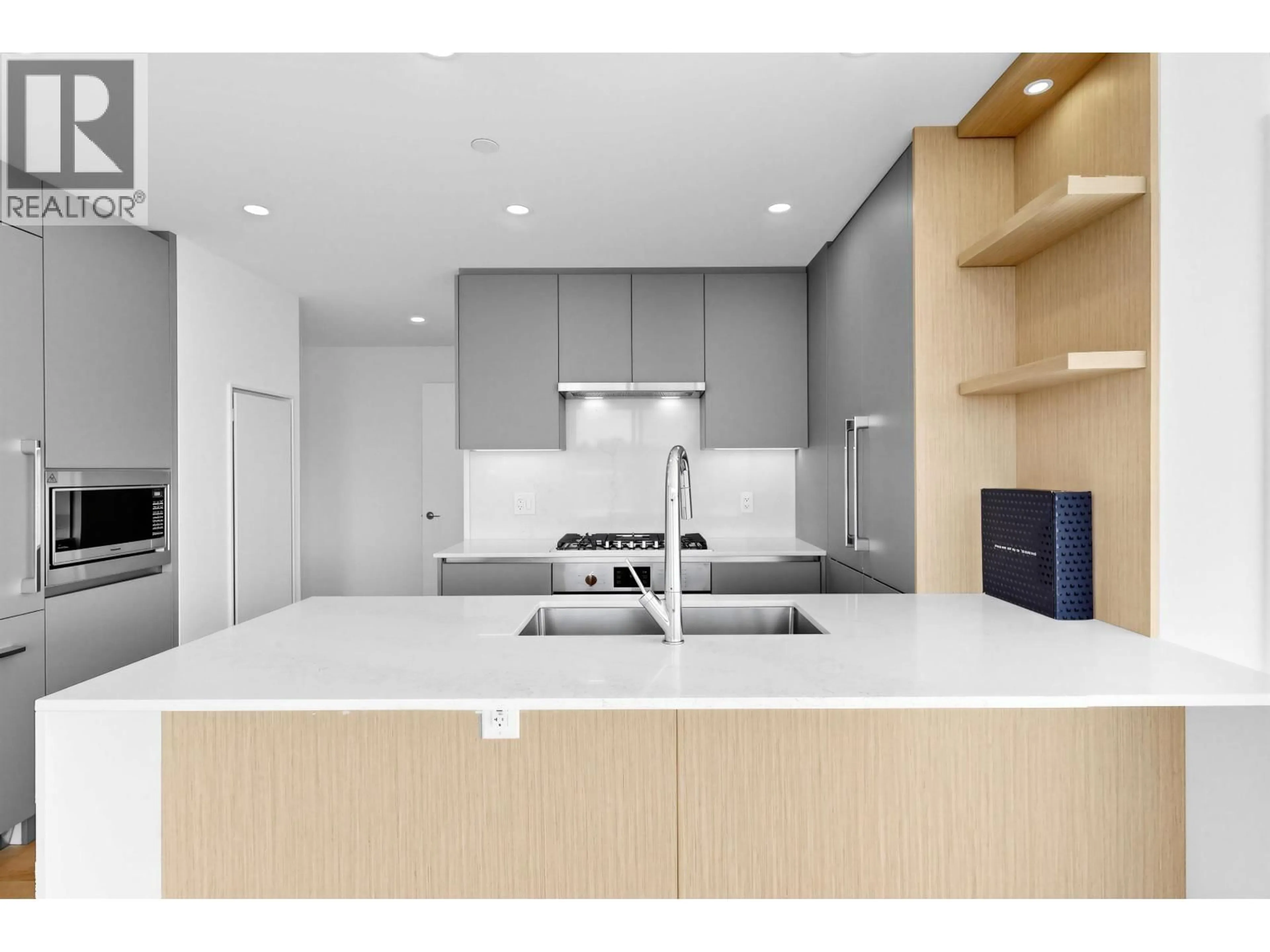 Unknown for 407 - 7977 LANSDOWNE ROAD, Richmond British Columbia V6X0X7