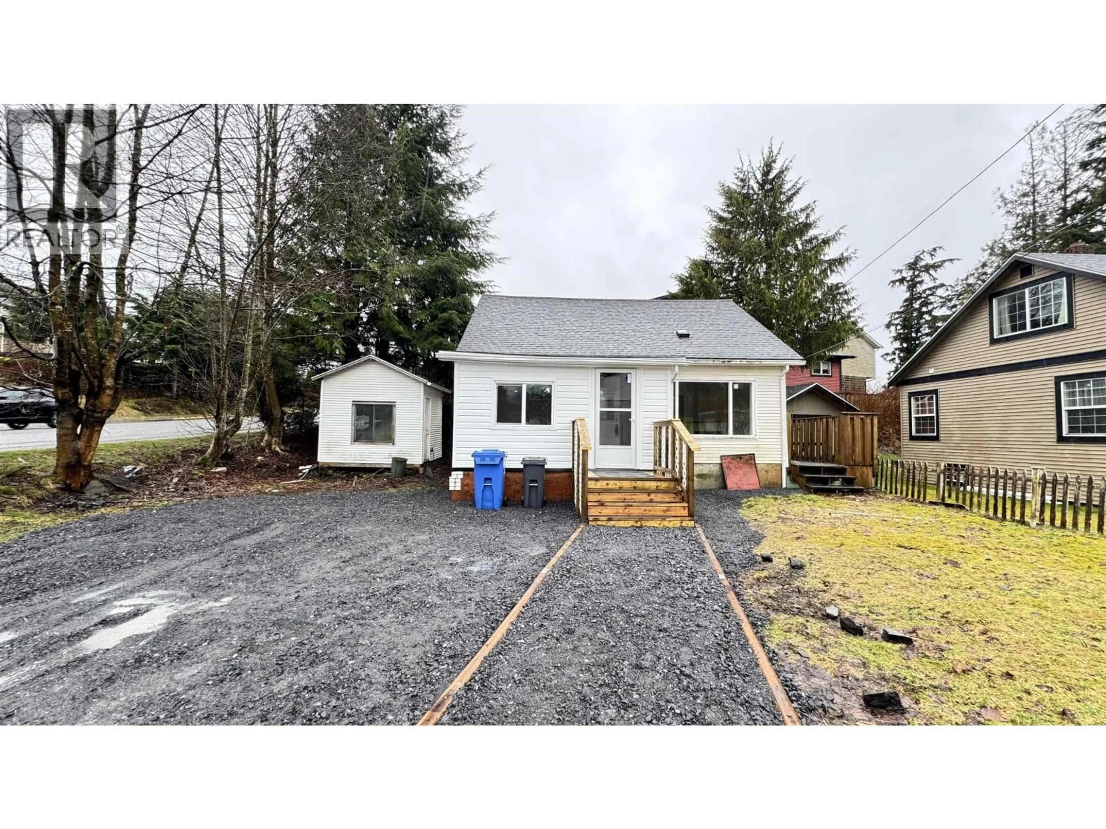 A pic from outside/outdoor area/front of a property/back of a property/a pic from drone, street for 1297 OVERLOOK STREET, Prince Rupert British Columbia V8J2C7