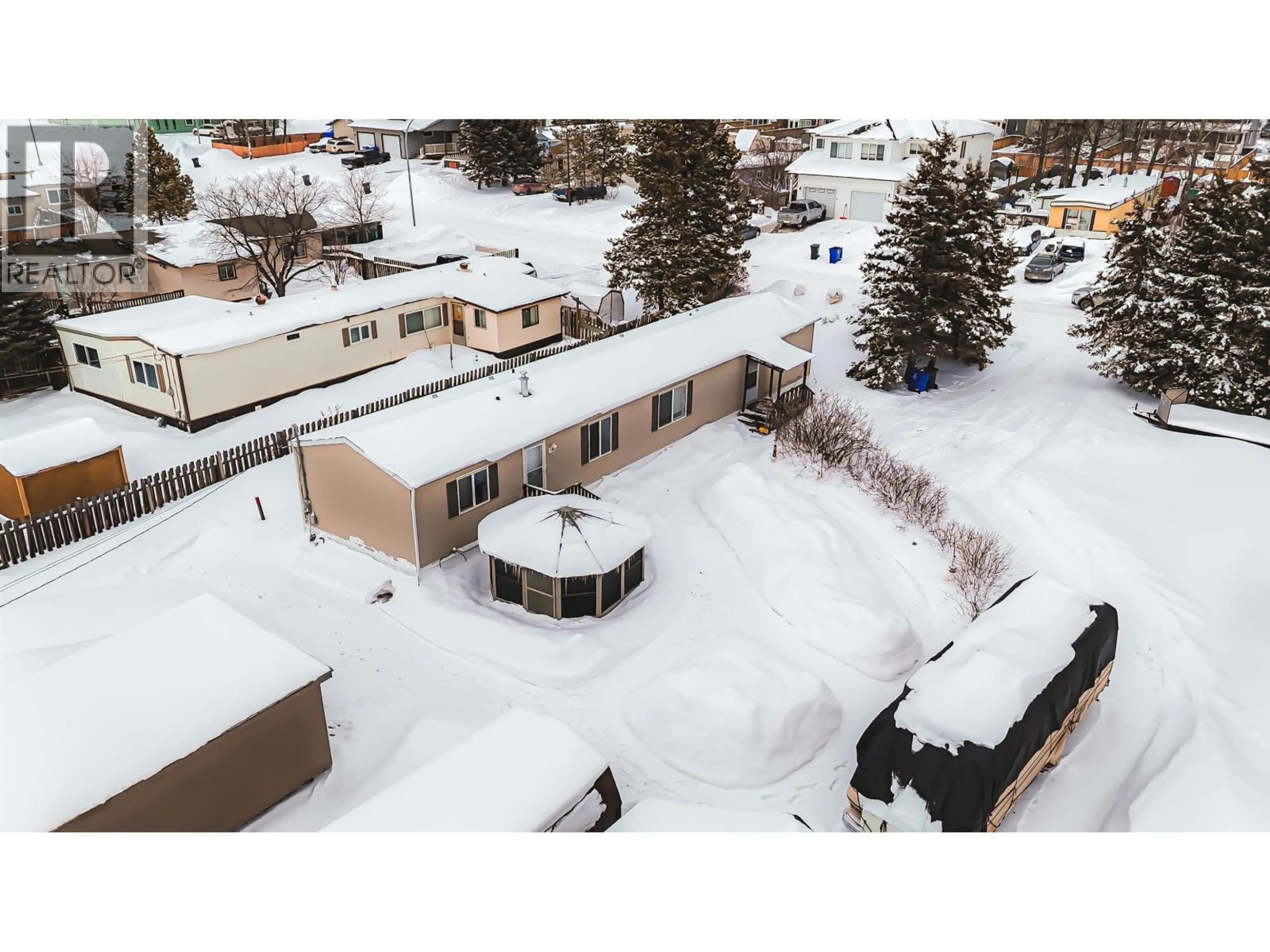 A pic from outside/outdoor area/front of a property/back of a property/a pic from drone, street for 8920 75 STREET, Fort St. John British Columbia V1J2Z2