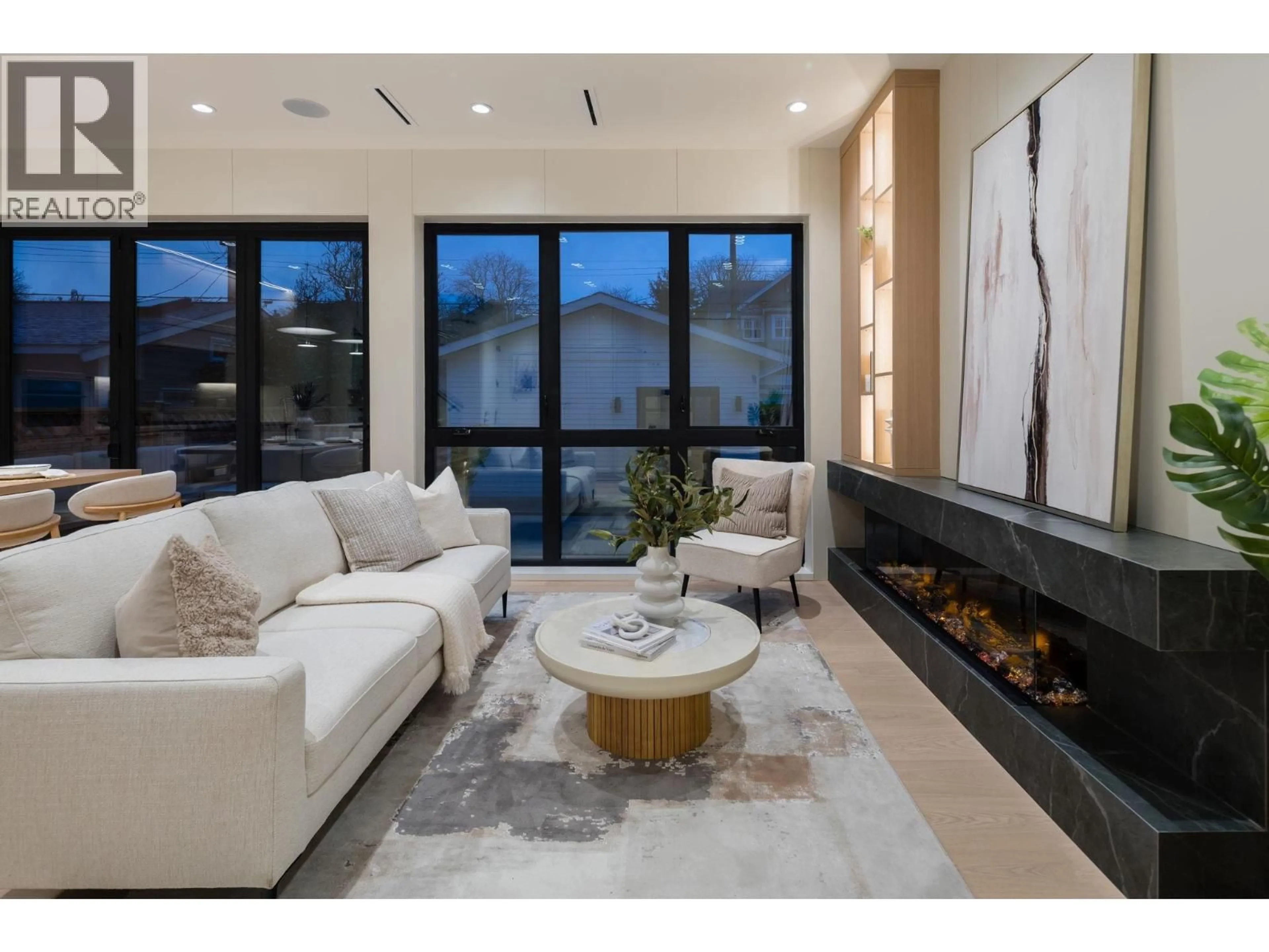 Living room with furniture, unknown for 2 - 3036 13TH AVENUE, Vancouver British Columbia V6K2V2