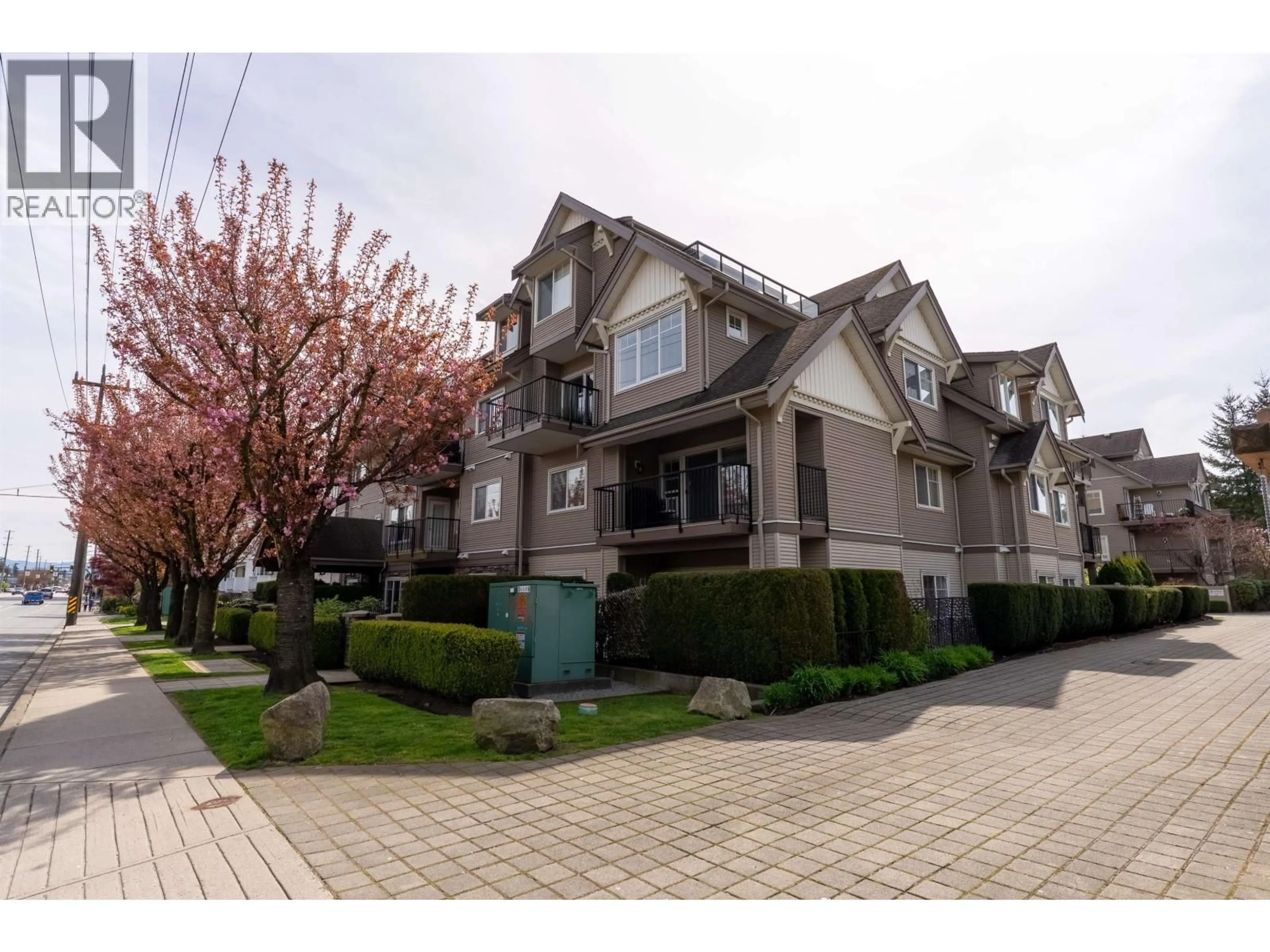 A pic from outside/outdoor area/front of a property/back of a property/a pic from drone, street for 109 - 22150 DEWDNEY TRUNK ROAD, Maple Ridge British Columbia V2X3H6