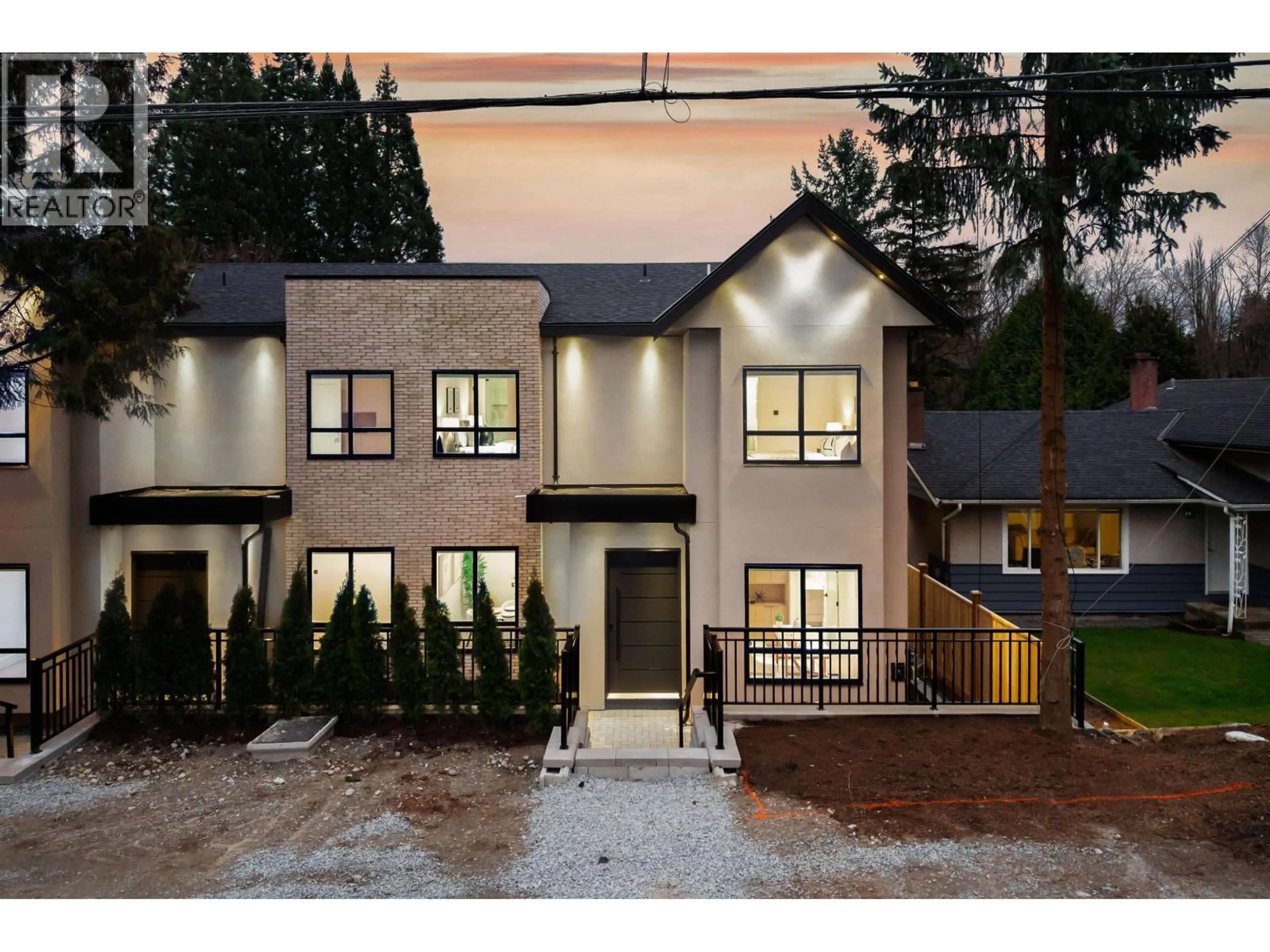Home with brick exterior material, street for 2 - 6070 ELGIN AVENUE, Burnaby British Columbia V5H3S4