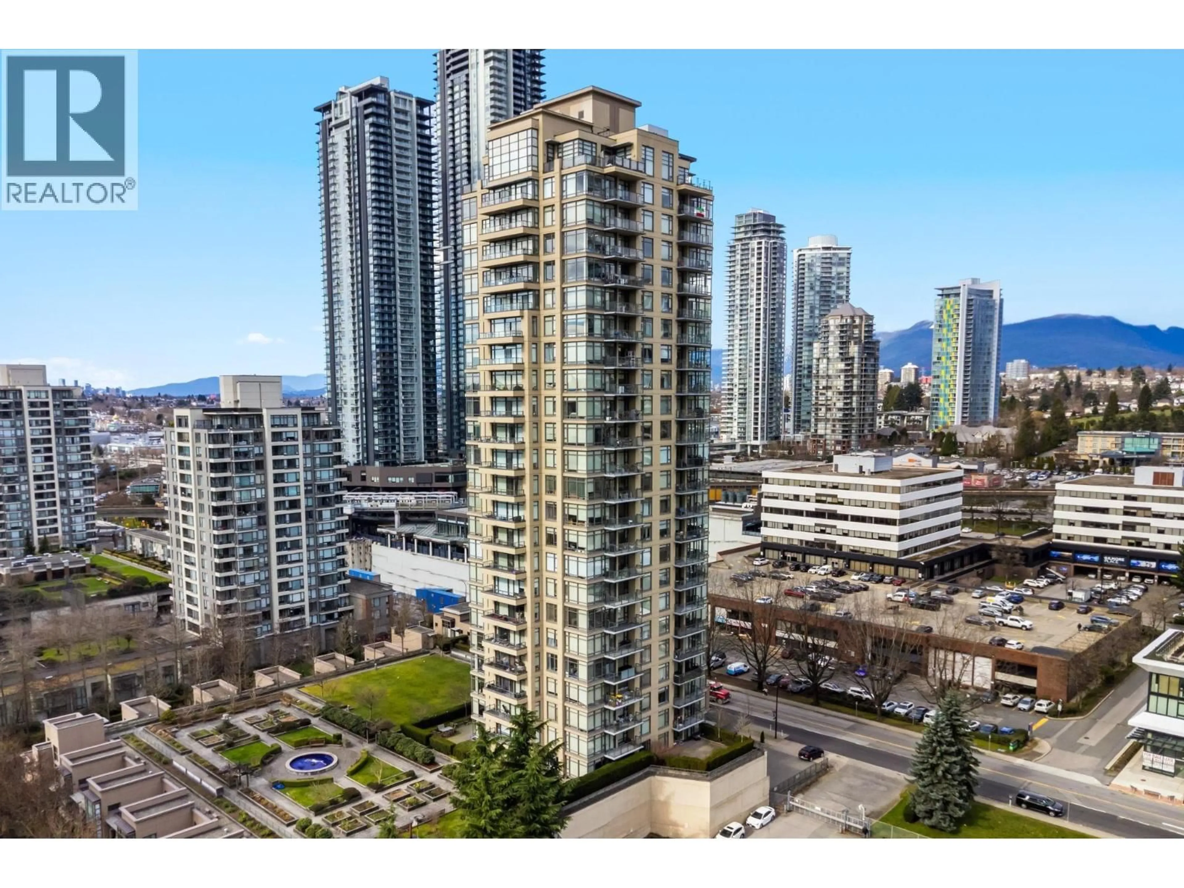 A pic from outside/outdoor area/front of a property/back of a property/a pic from drone, city buildings view from balcony for 2203 - 4250 DAWSON STREET, Burnaby British Columbia V5C4B1