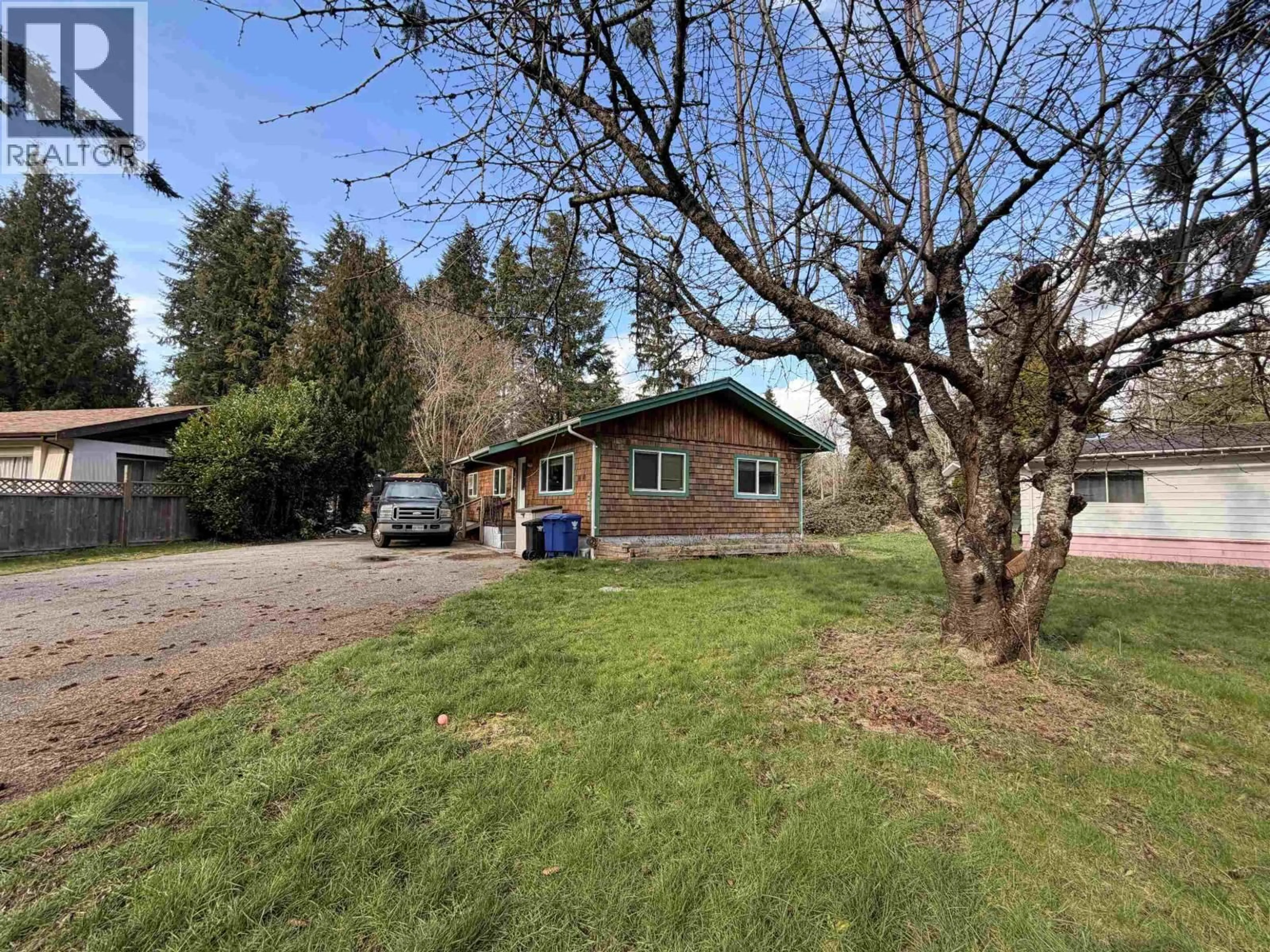 A pic from outside/outdoor area/front of a property/back of a property/a pic from drone, street for 4488 HUPIT STREET, Sechelt British Columbia V7Z0B3