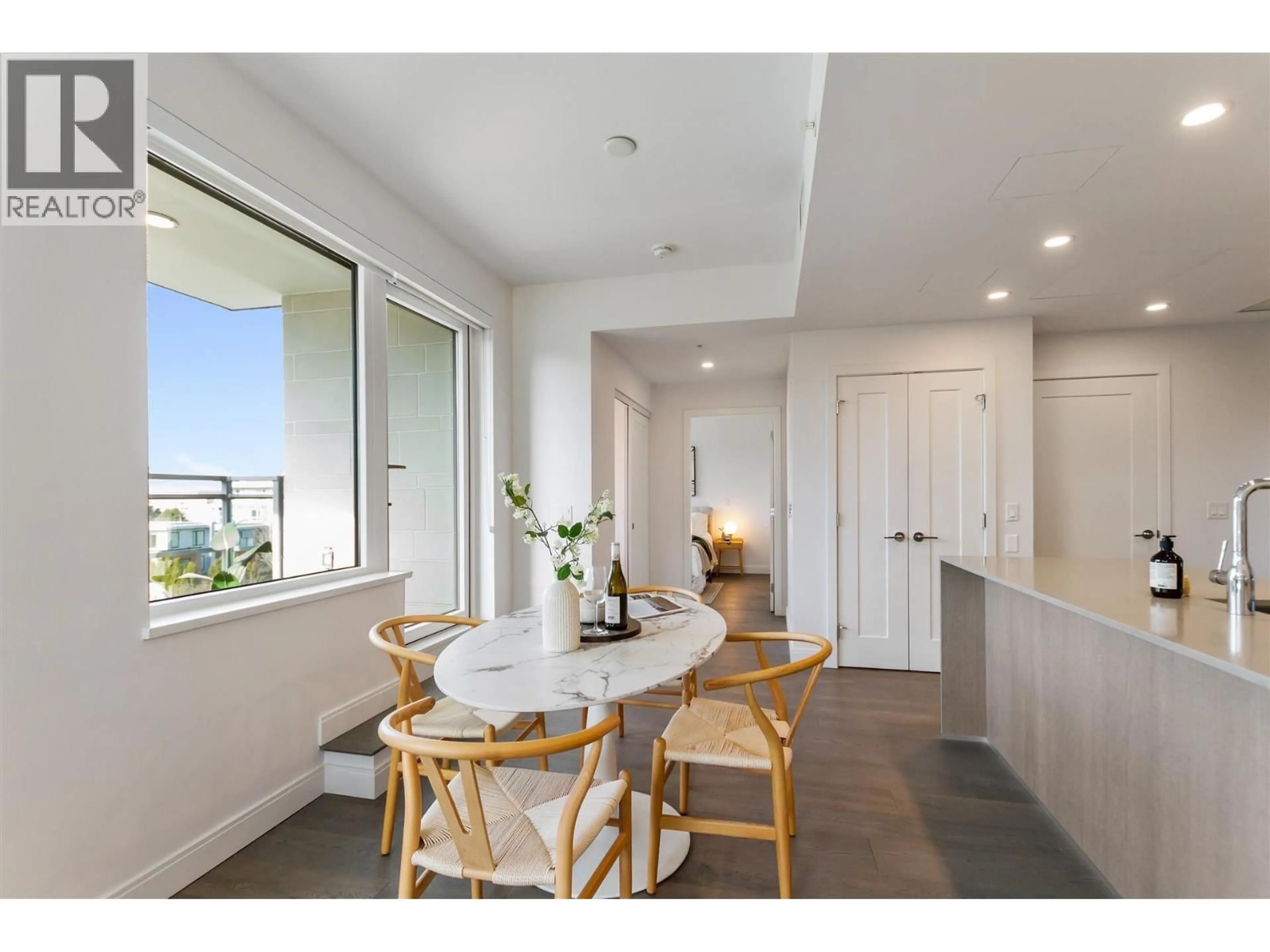 Unknown for 302 - 4908 CAMBIE STREET, Vancouver British Columbia V5Z0K1