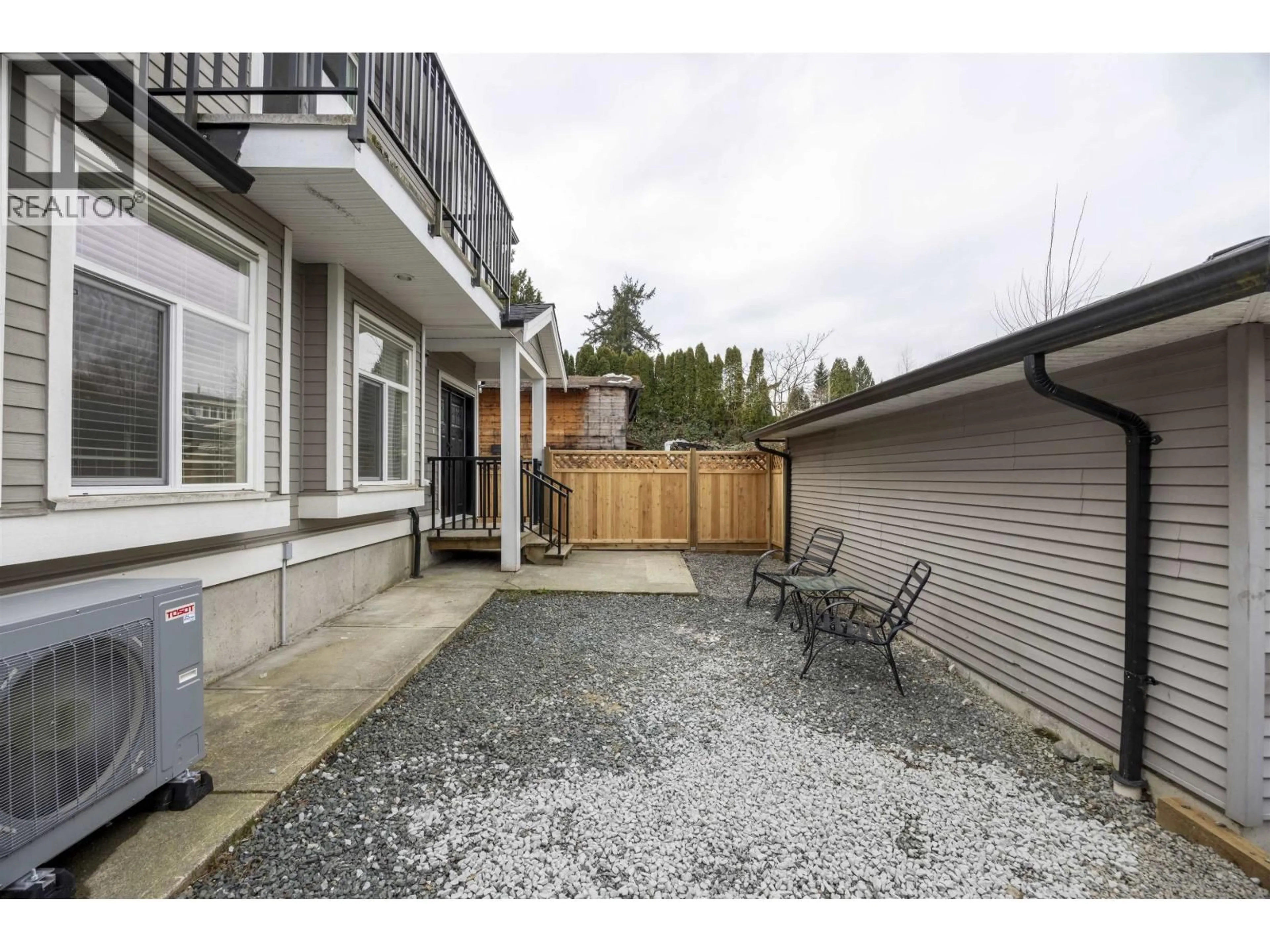 Patio, street for 5705 WOODSWORTH STREET, Burnaby British Columbia V5G1S6