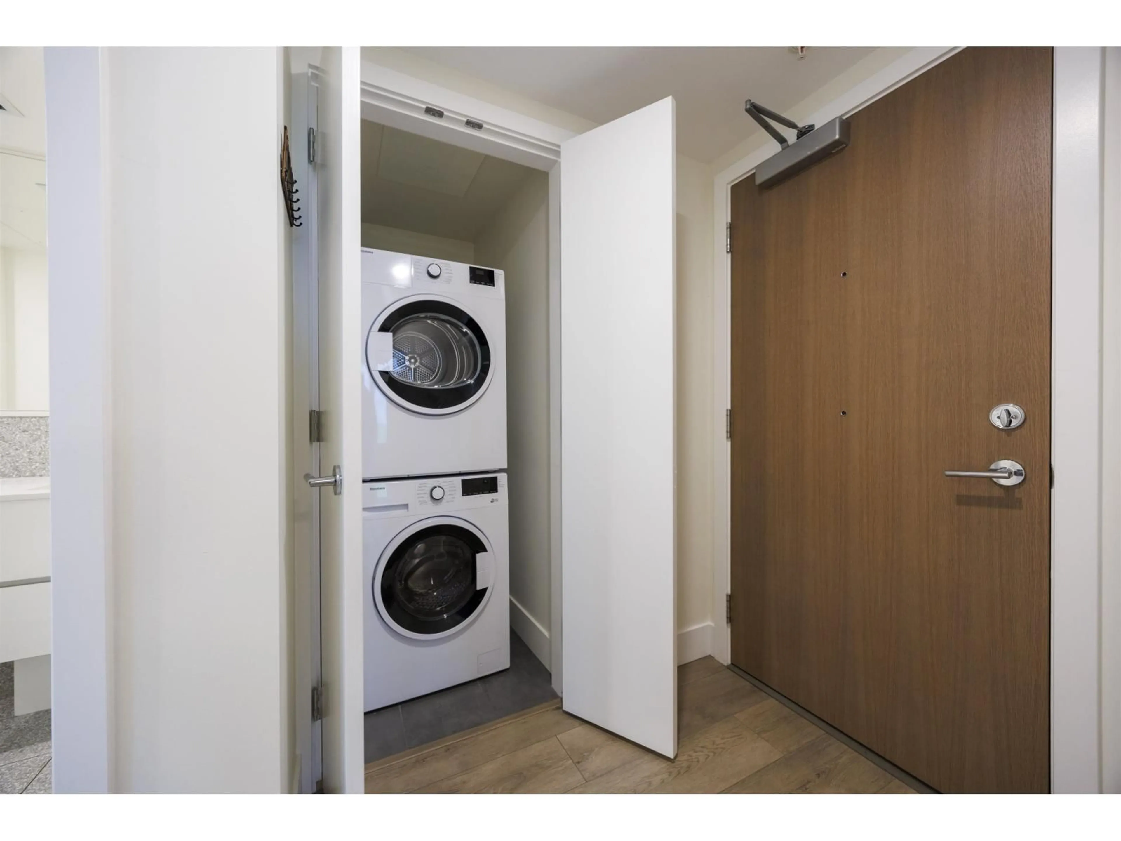 Laundry room for 1204 - 10428 WHALLEY BOULEVARD, Surrey British Columbia V3T0W2
