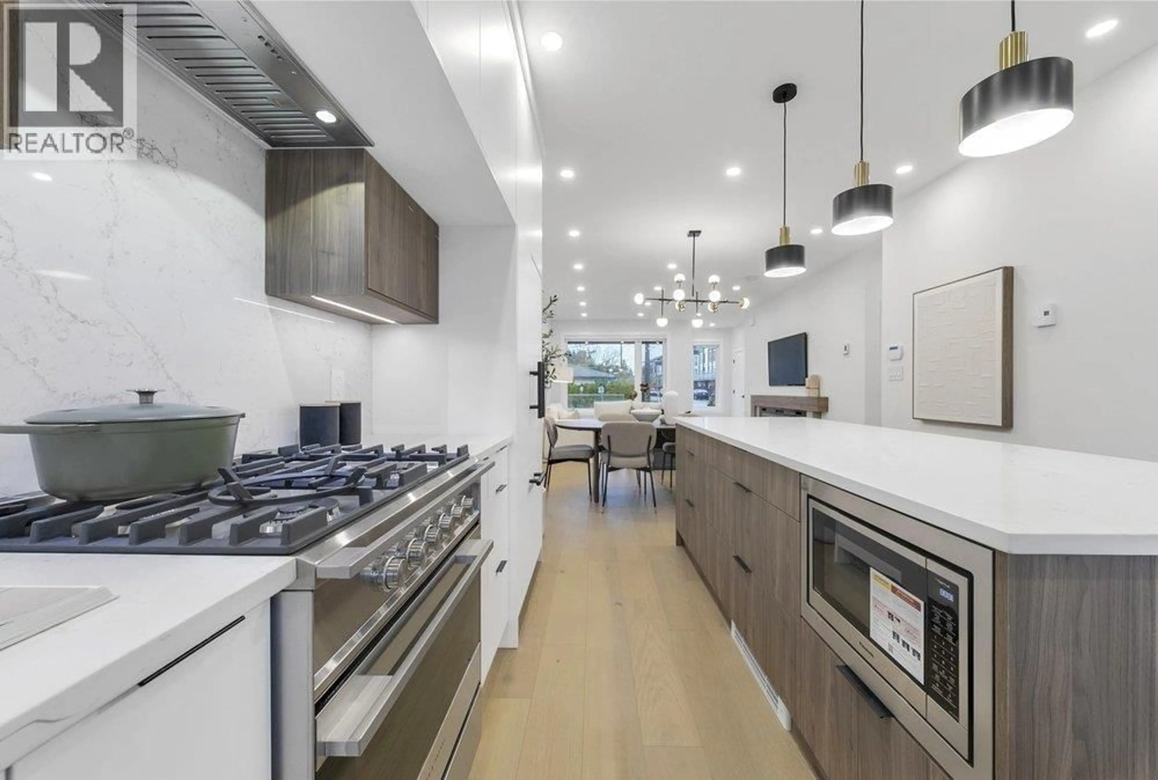 Contemporary kitchen, ceramic/tile floor for 102 - 706 SMITH AVENUE, Coquitlam British Columbia V3J2W7