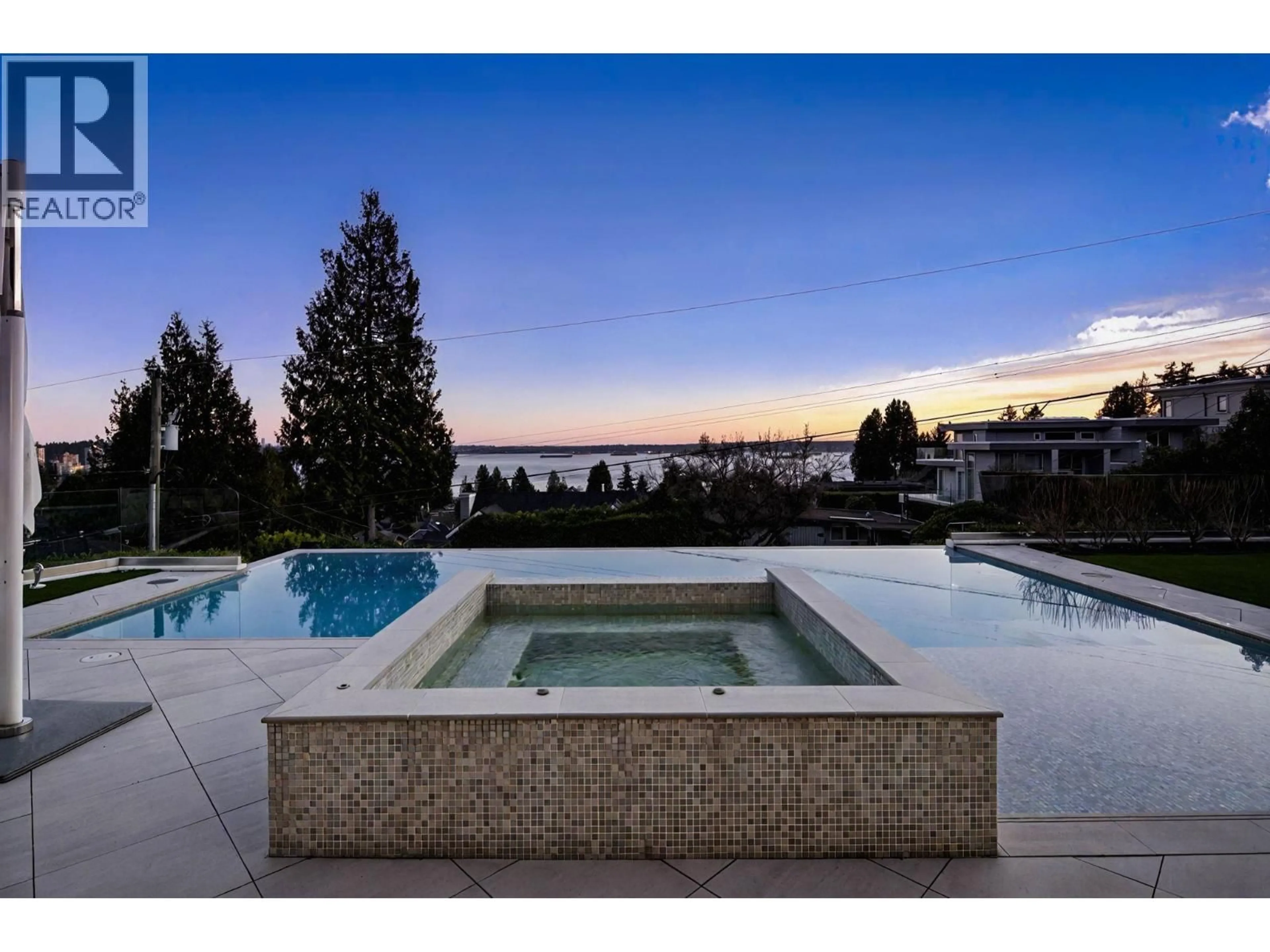 Pool for 2531 NELSON AVENUE, West Vancouver British Columbia V7V2R5