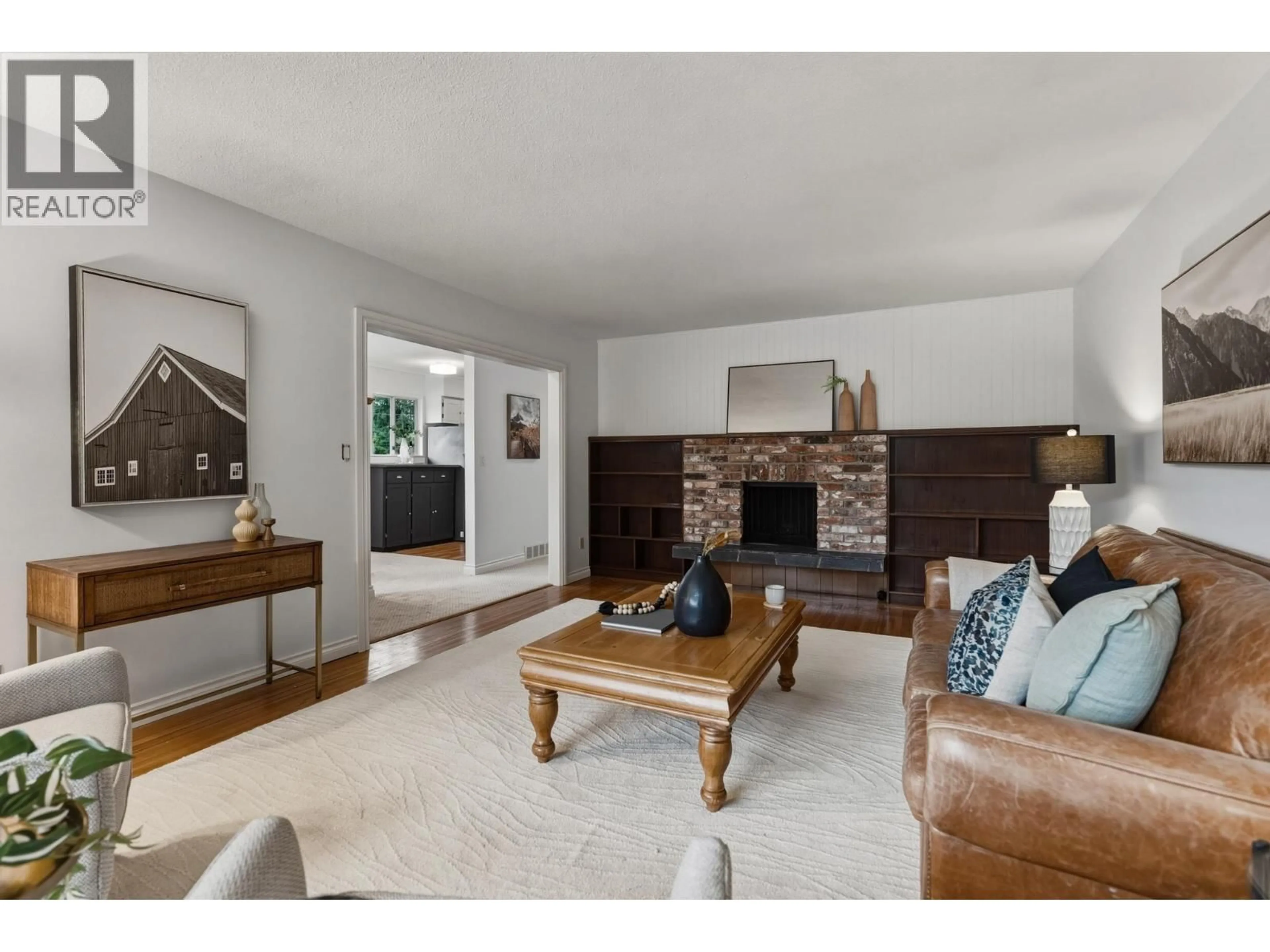 Living room with furniture, unknown for 1323 29TH STREET, North Vancouver British Columbia V7J1T2