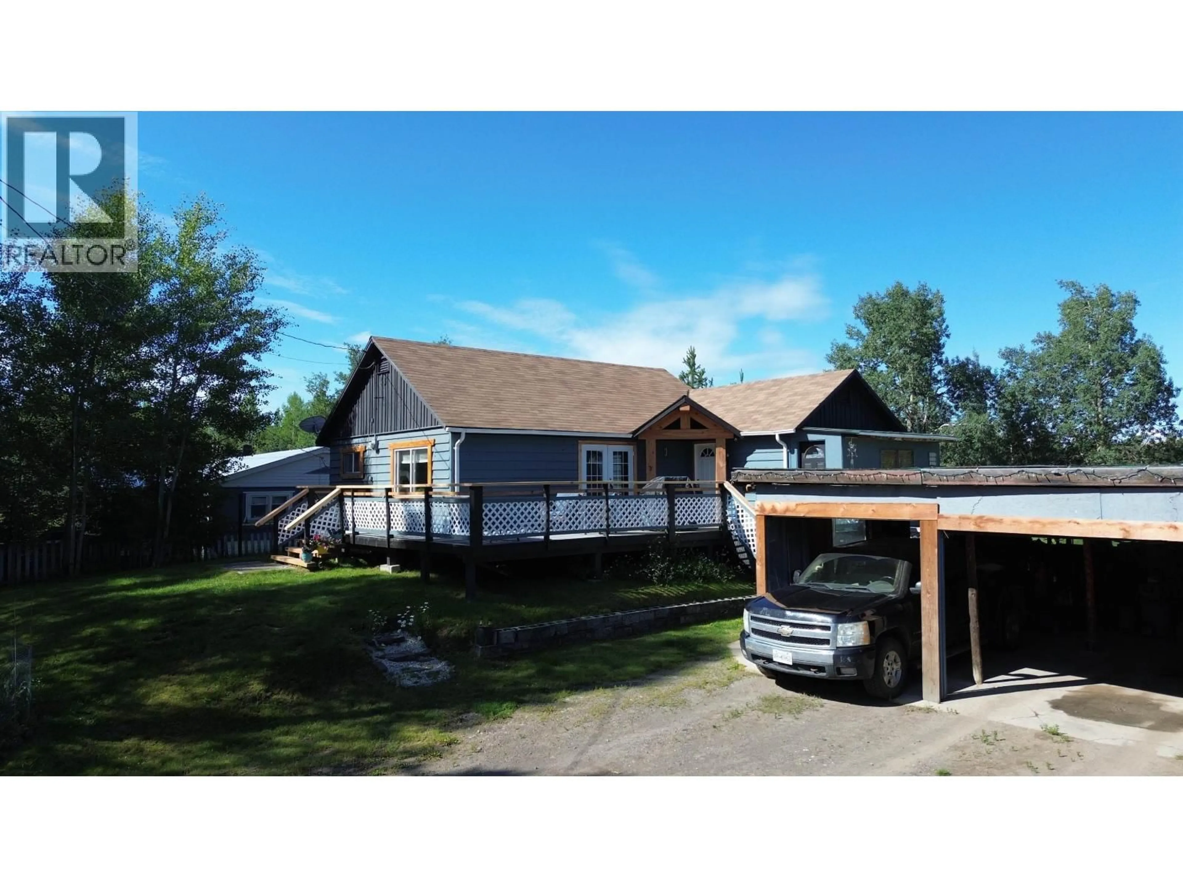 A pic from outside/outdoor area/front of a property/back of a property/a pic from drone, unknown for 7048 NETHERLAND ROAD, Lone Butte British Columbia V0K1X0