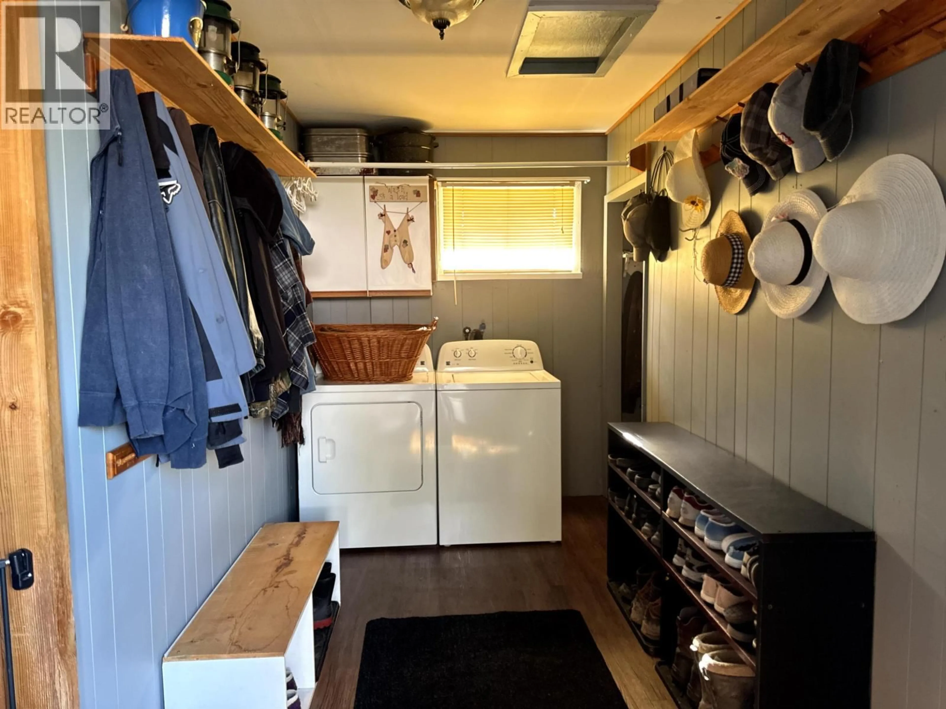 Laundry room for 7048 NETHERLAND ROAD, Lone Butte British Columbia V0K1X0