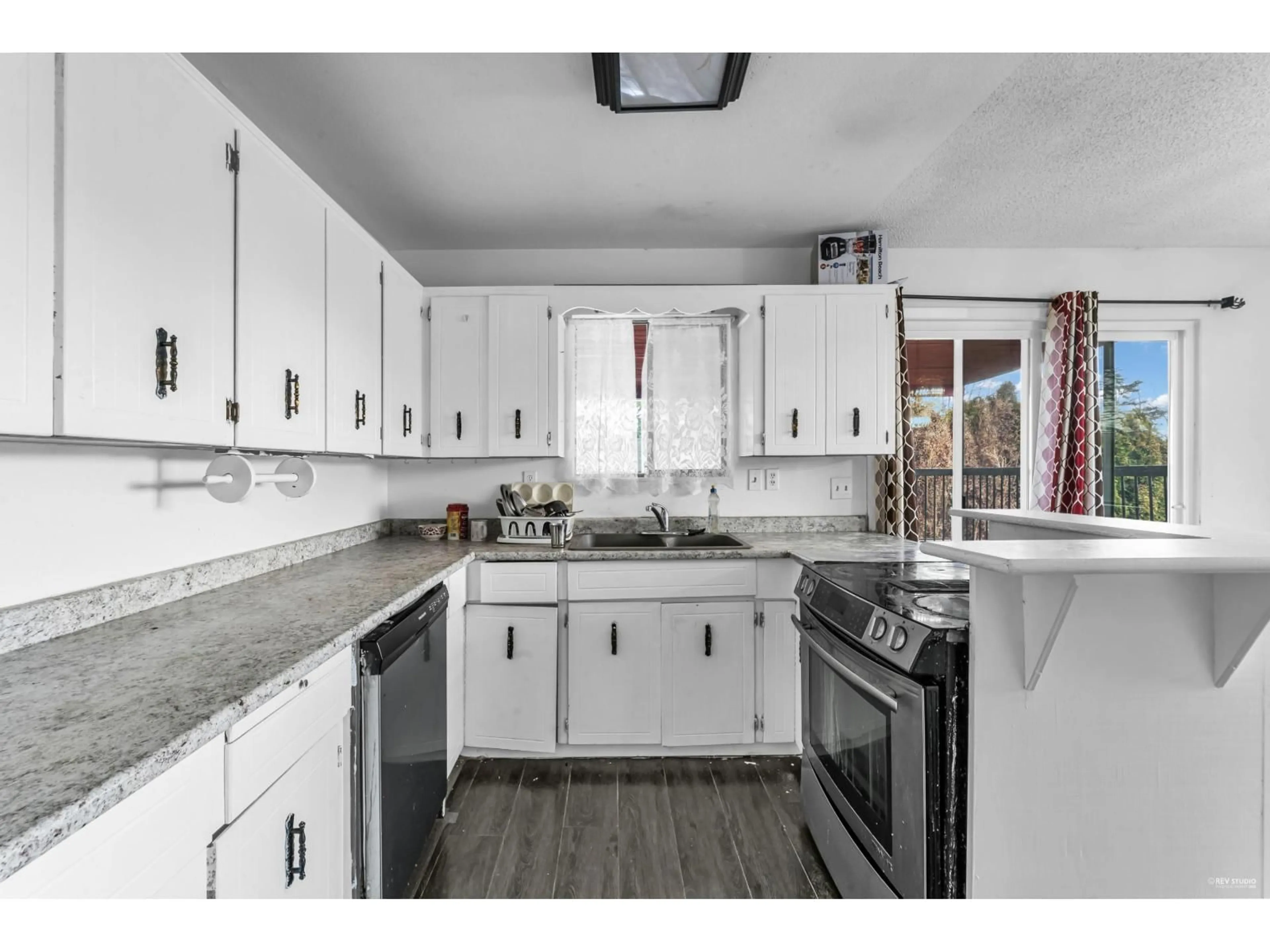 Unknown for 6735 133 STREET, Surrey British Columbia V3W7J5