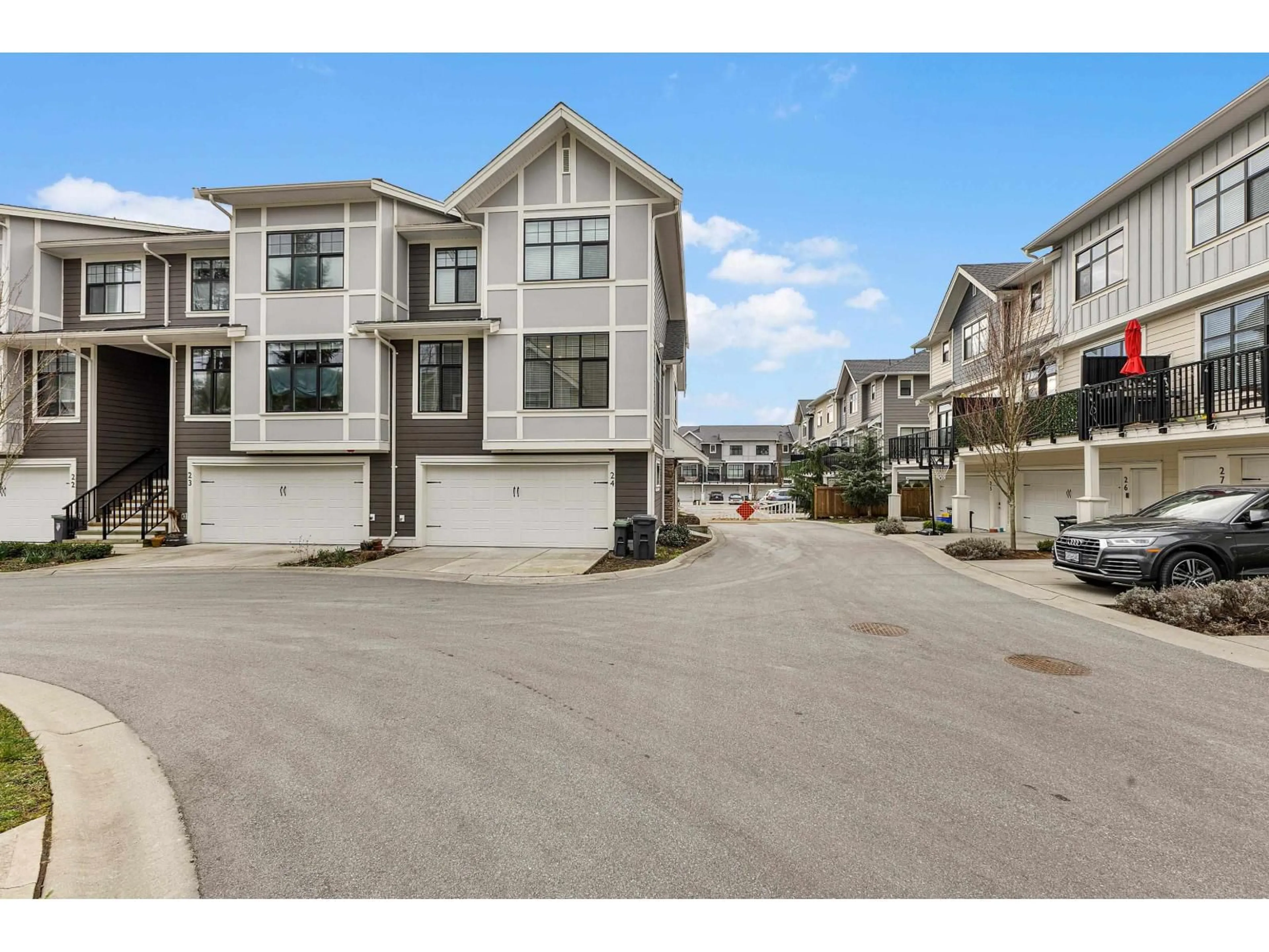 Unknown for 24 - 20327 72B AVENUE, Langley British Columbia V2Y4J6