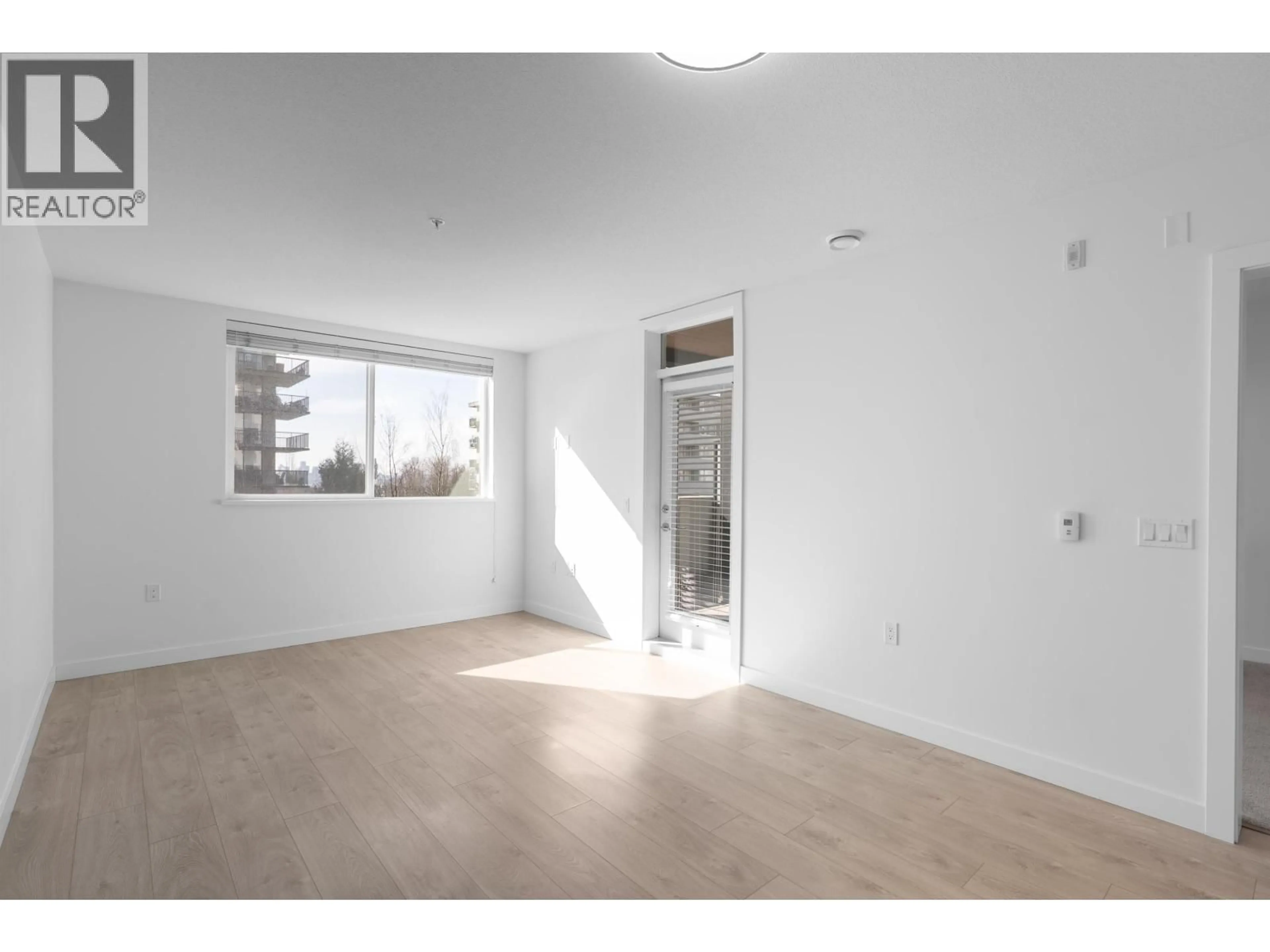 A pic of a room for 202 - 108 8TH STREET, North Vancouver British Columbia V7L0H1