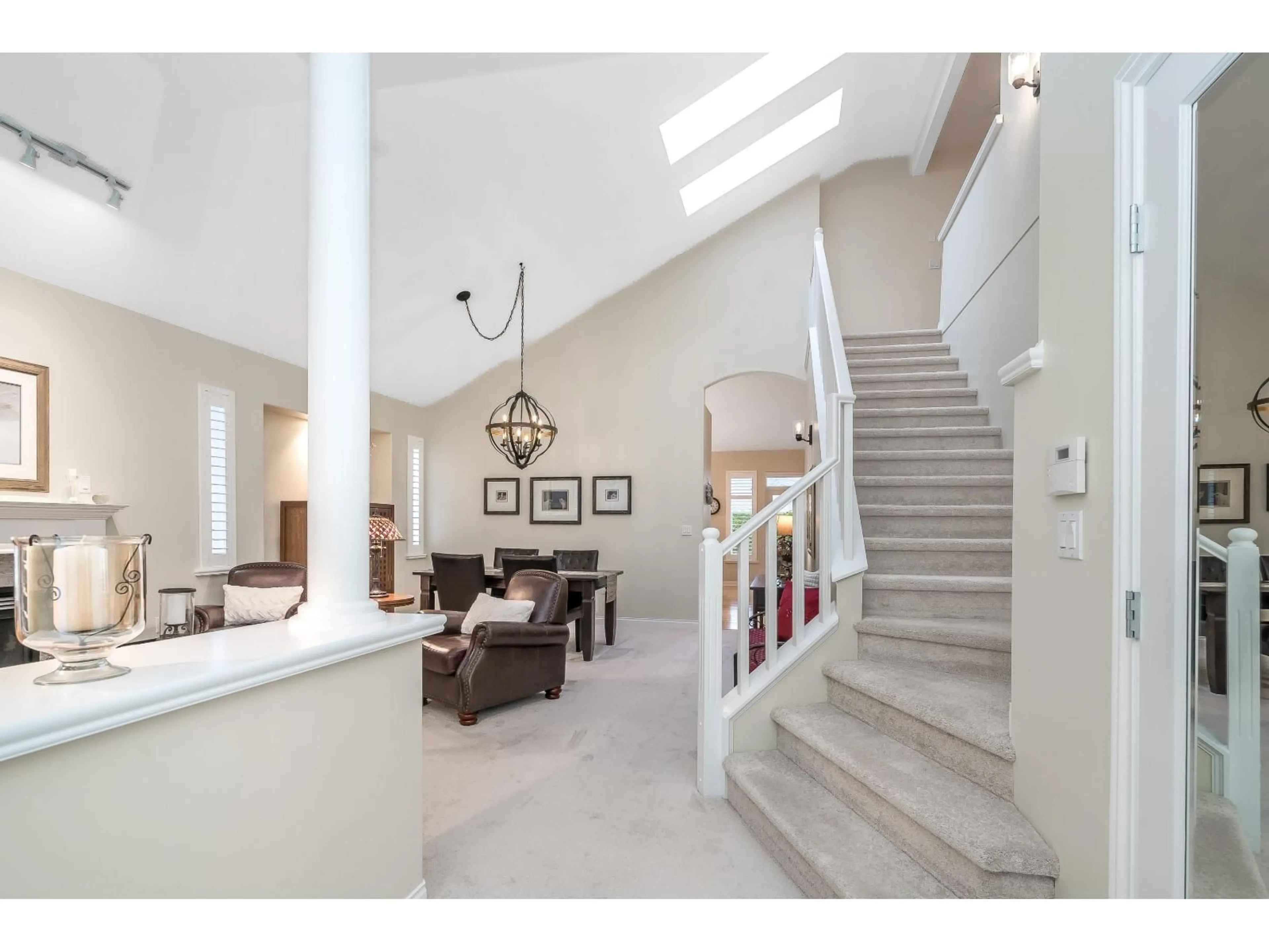 Indoor foyer for 55 - 3500 144 STREET, Surrey British Columbia V4P3J6