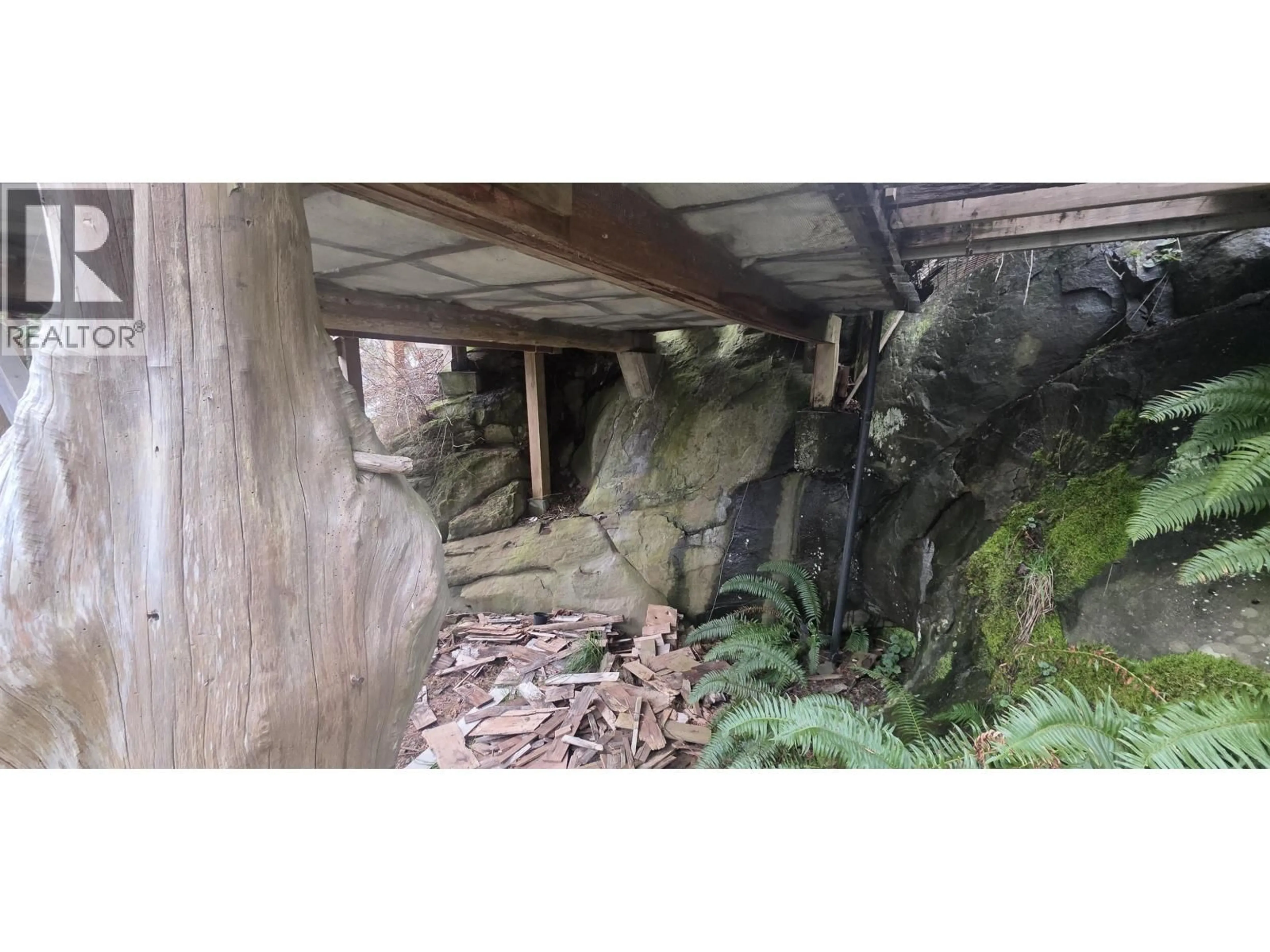 Unknown for 4024 OCEANVIEW DRIVE, Daajing Giids City British Columbia V0T1S0