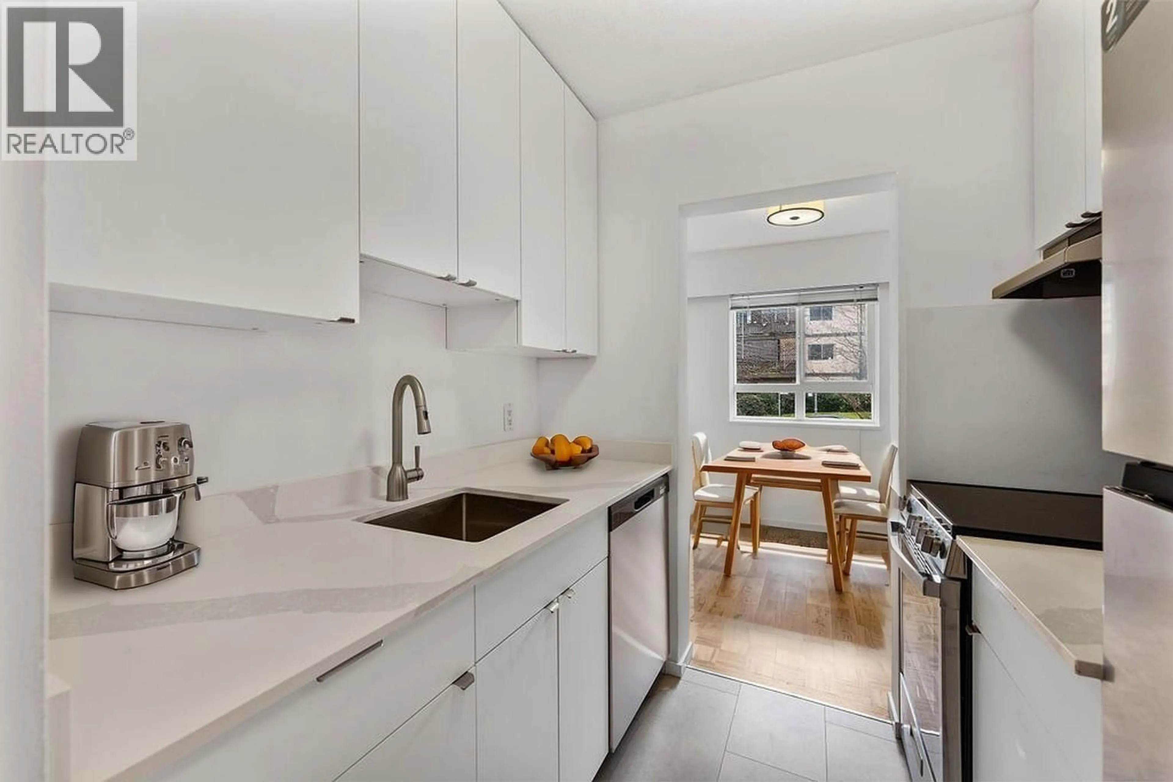 Standard kitchen, ceramic/tile floor for 305 - 2025 2ND AVENUE, Vancouver British Columbia V6J1J6