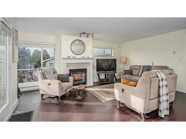 12 - 33682 MARSHALL ROAD, Abbotsford 3