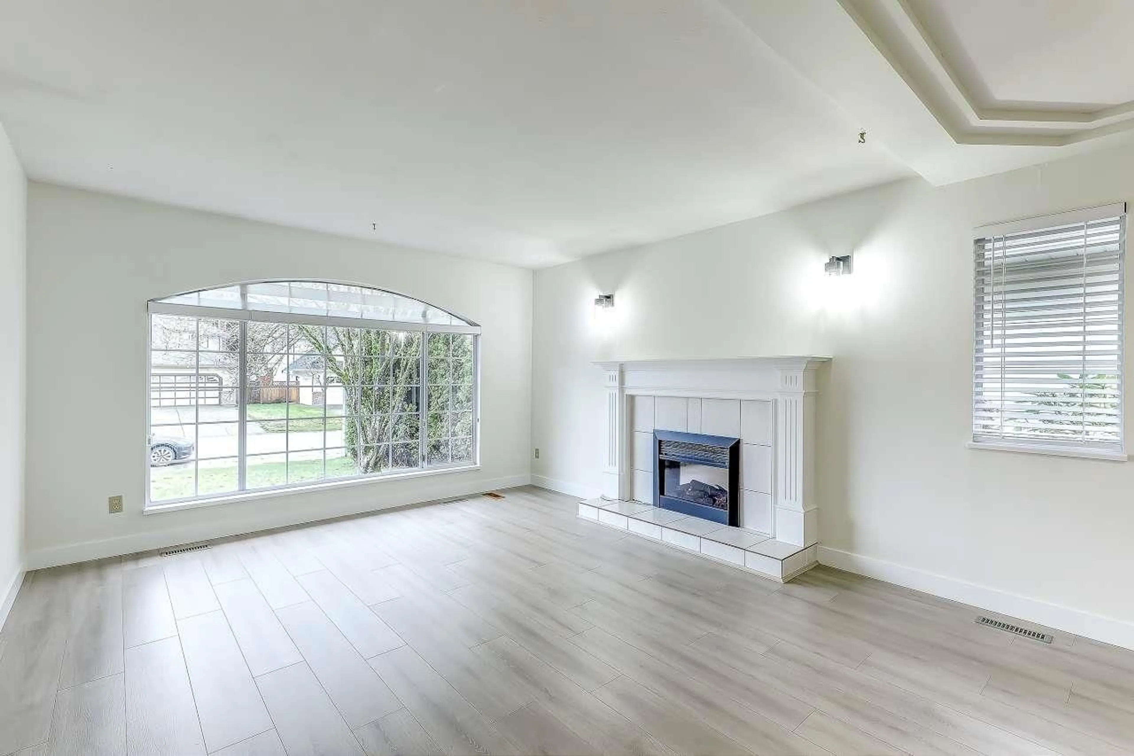 Unknown for 18589 62 AVENUE, Surrey British Columbia V3S9B5