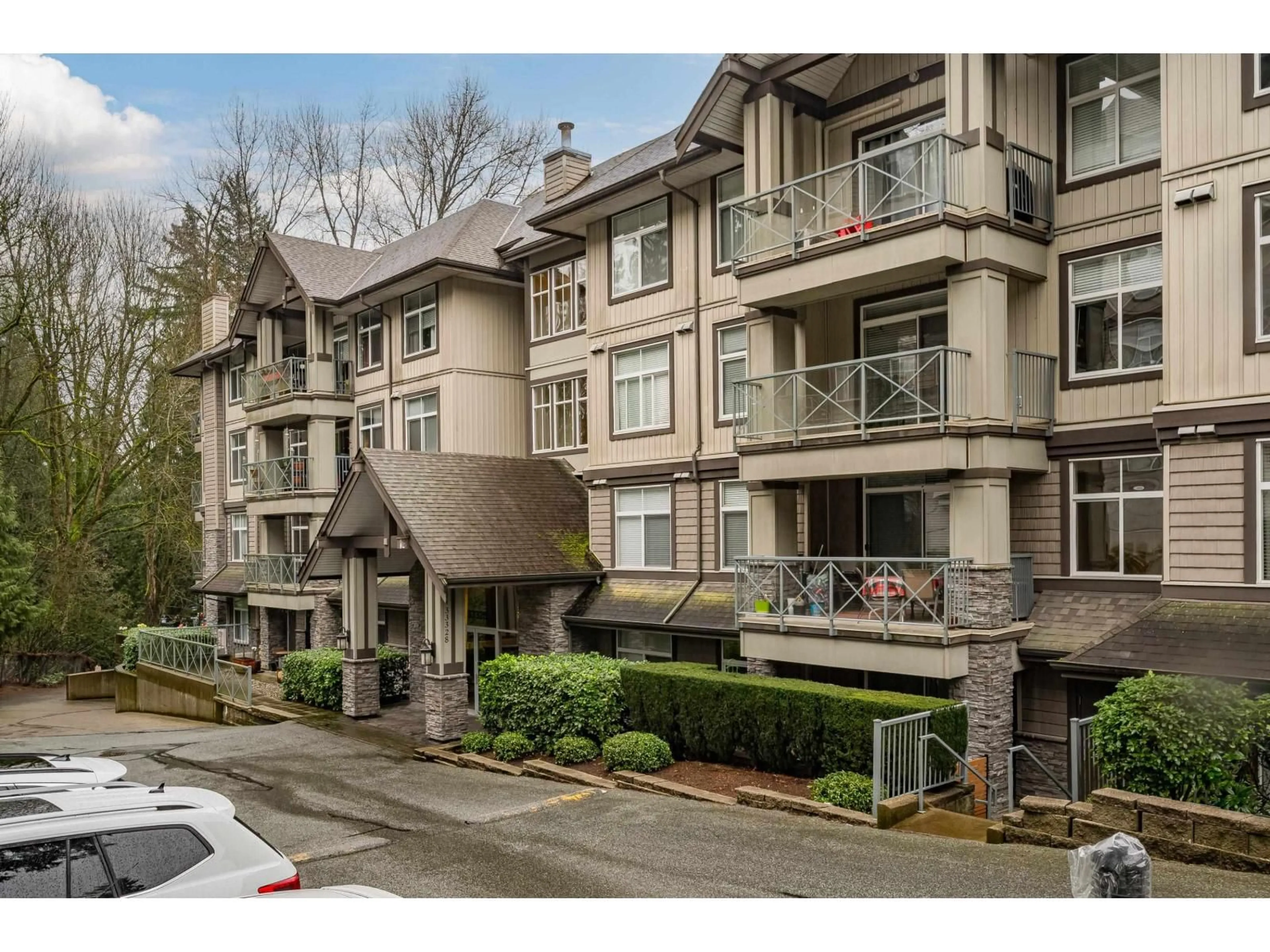 Unknown for 204 - 33328 BOURQUIN CRESCENT EAST, Abbotsford British Columbia V2S1Y1