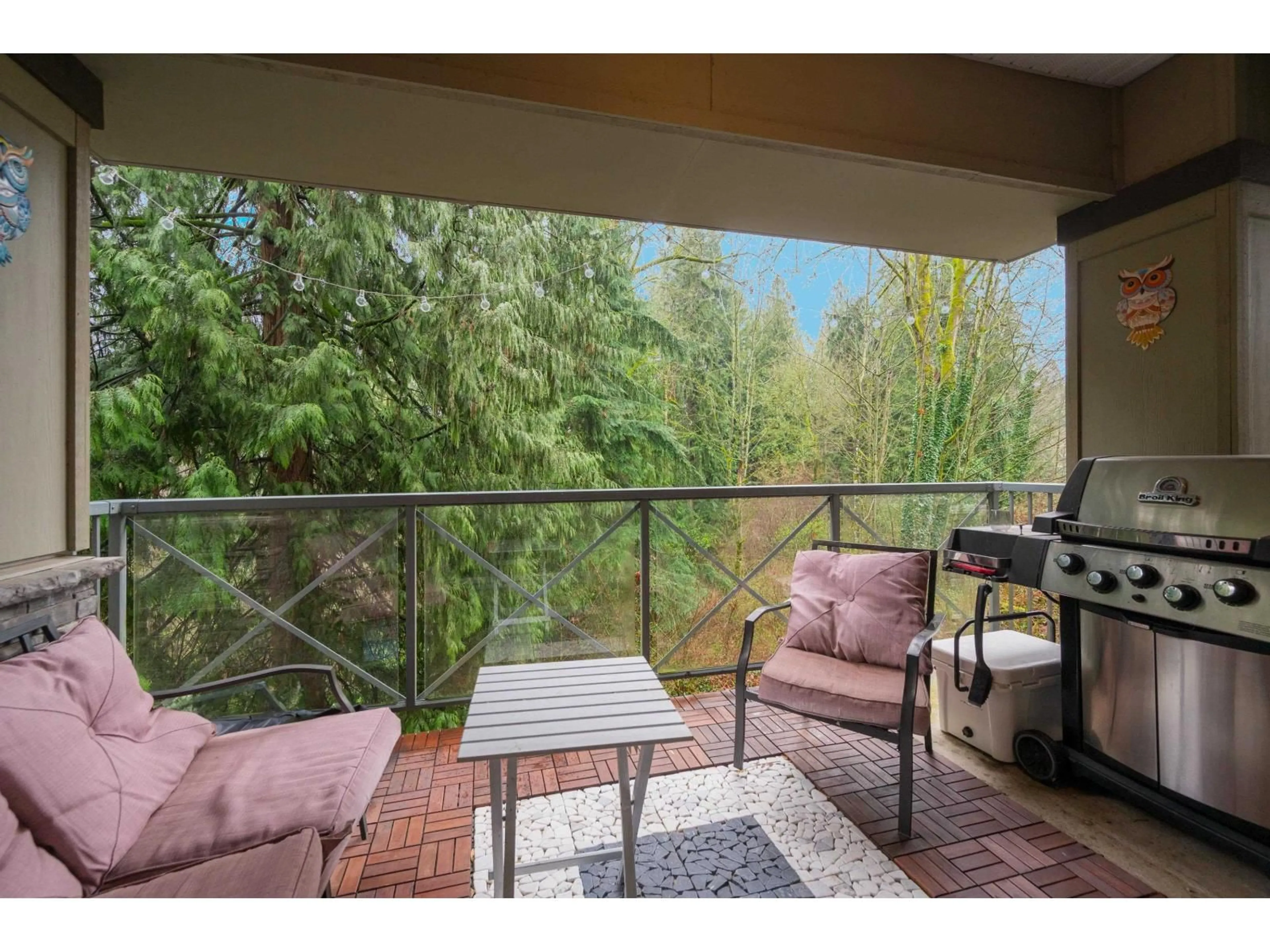 Patio, water/lake/river/ocean view for 204 - 33328 BOURQUIN CRESCENT EAST, Abbotsford British Columbia V2S1Y1