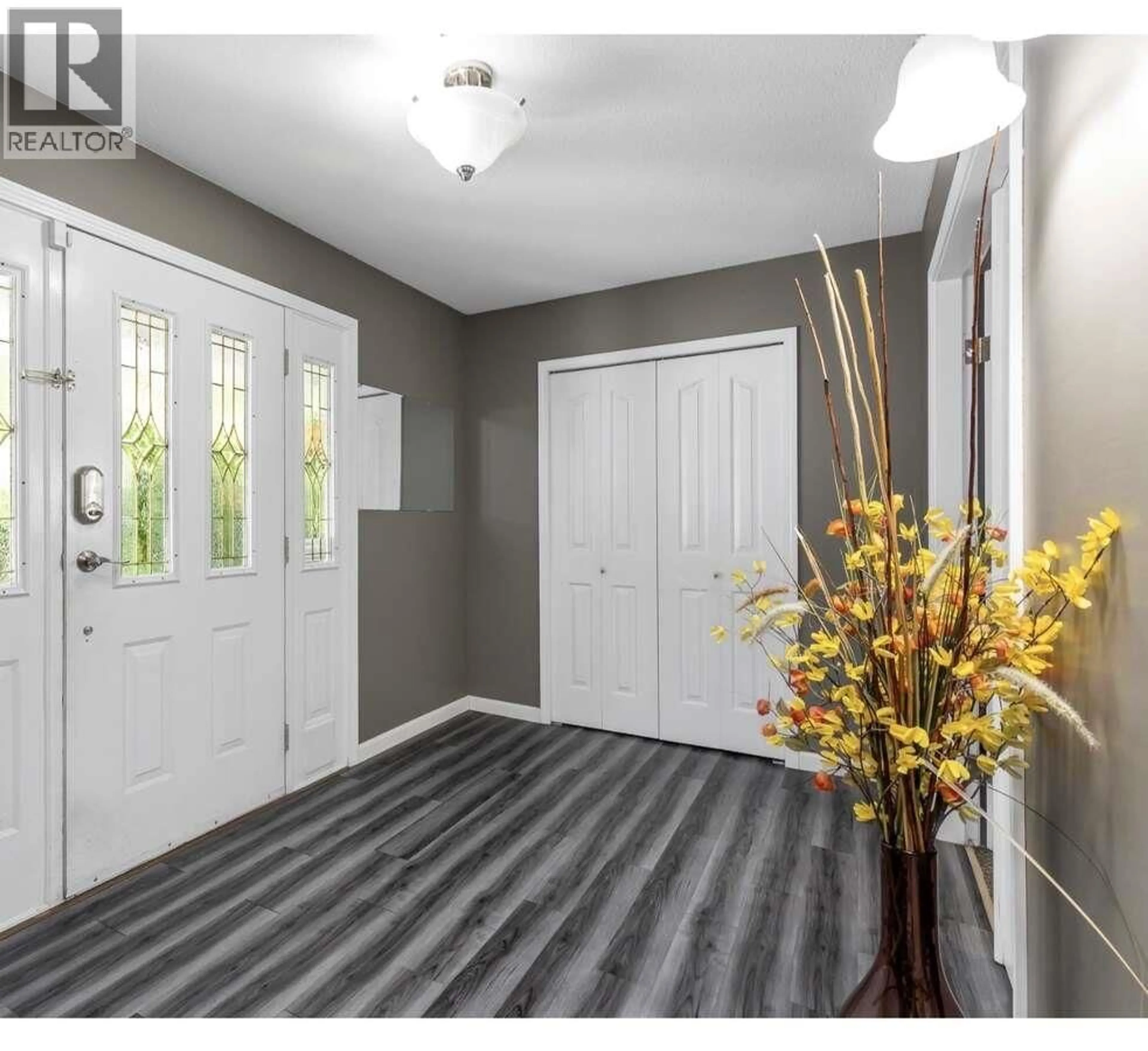 Indoor entryway for 23053 125A AVENUE, Maple Ridge British Columbia V2X0S2