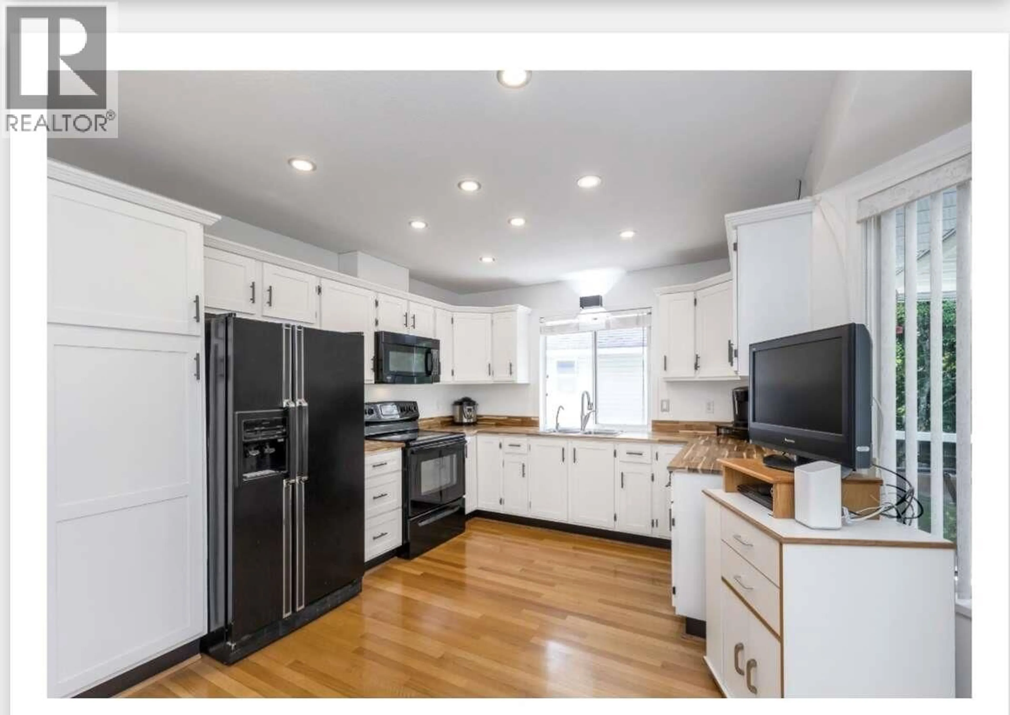 Open concept kitchen, unknown for 23053 125A AVENUE, Maple Ridge British Columbia V2X0S2