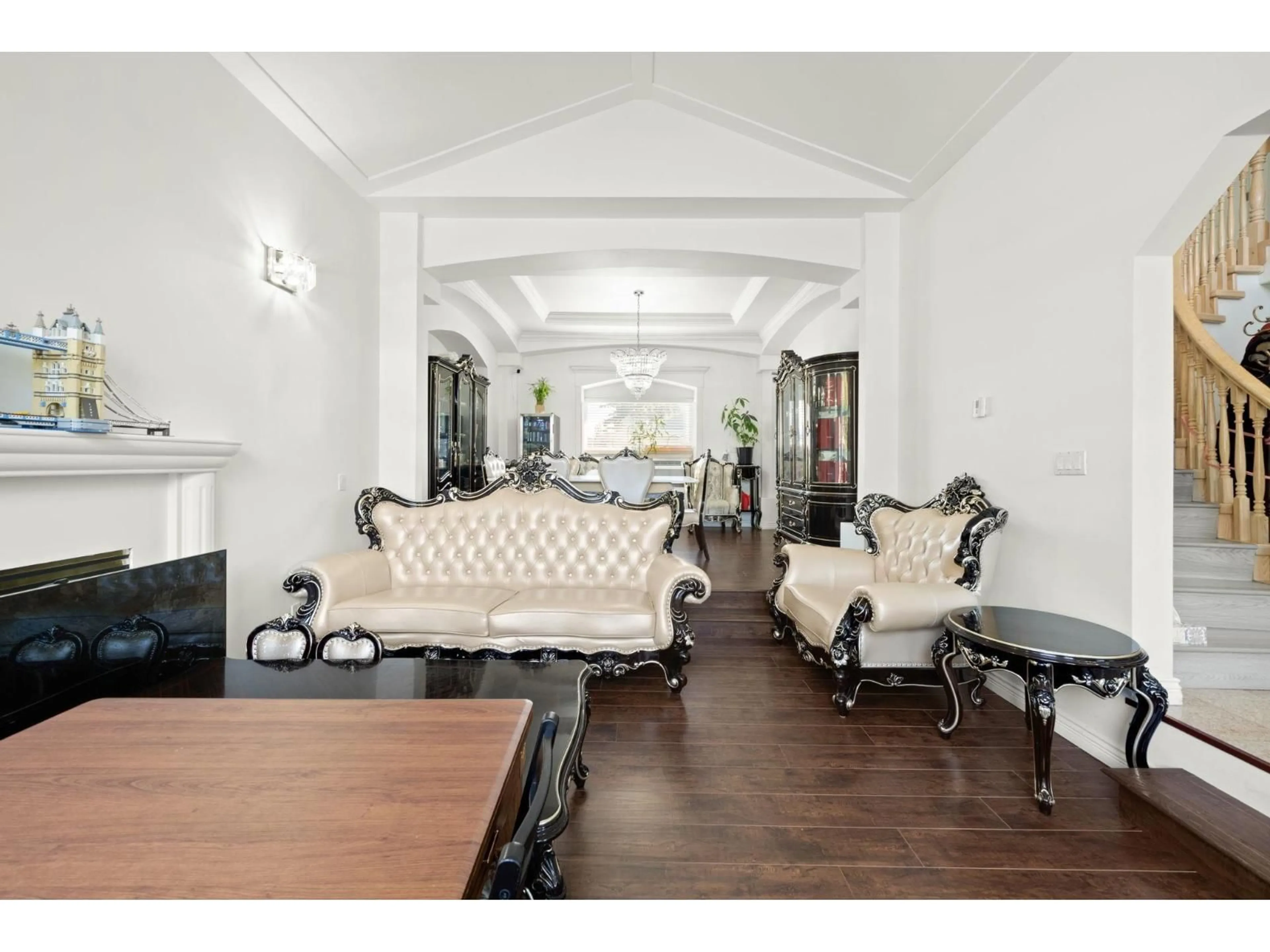 Living room with furniture, unknown for 13356 59 AVENUE, Surrey British Columbia V3X2N7