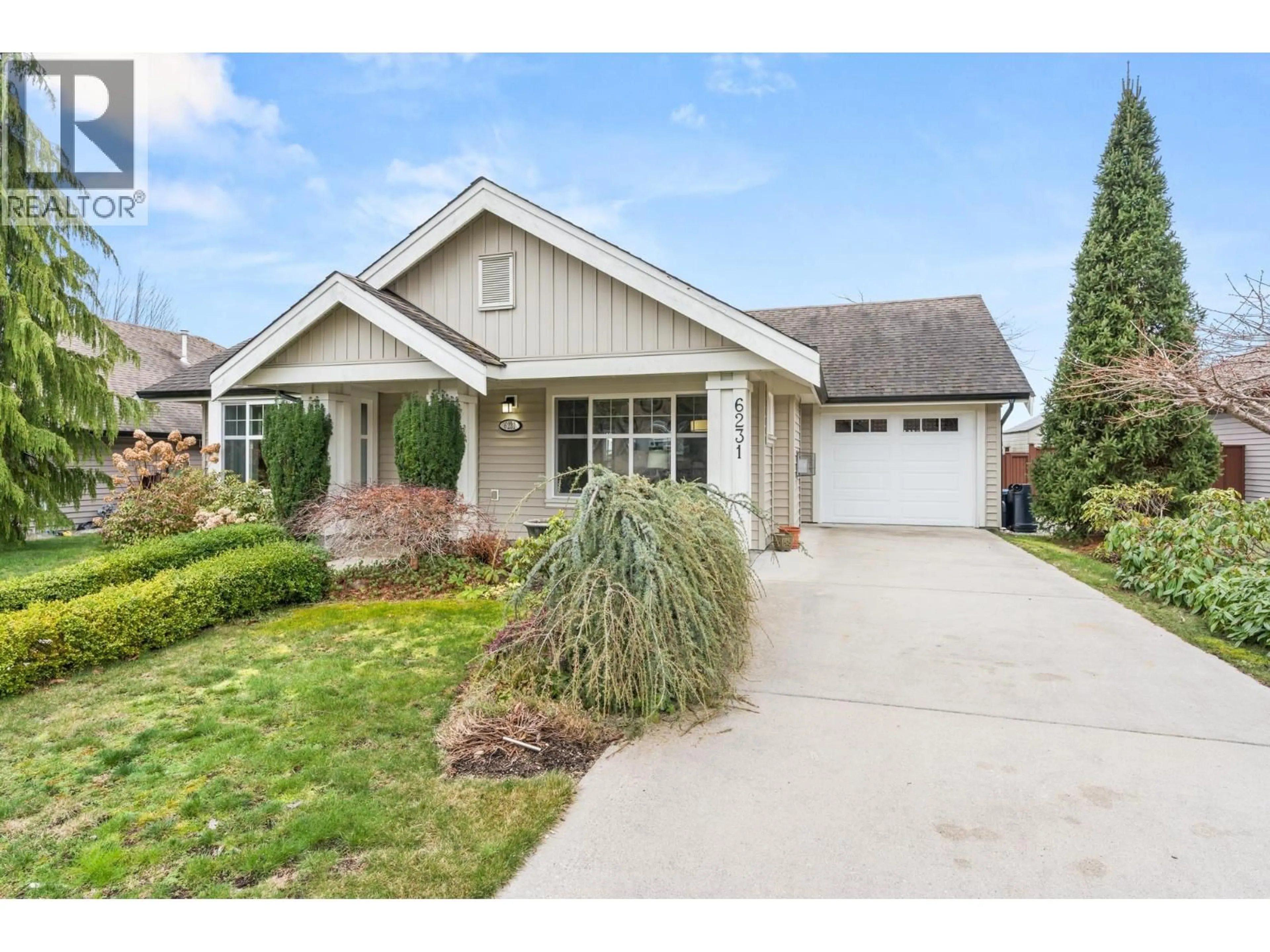 Home with vinyl exterior material, street for 6231 KEVINS ROAD, Sechelt British Columbia V7Z0V2