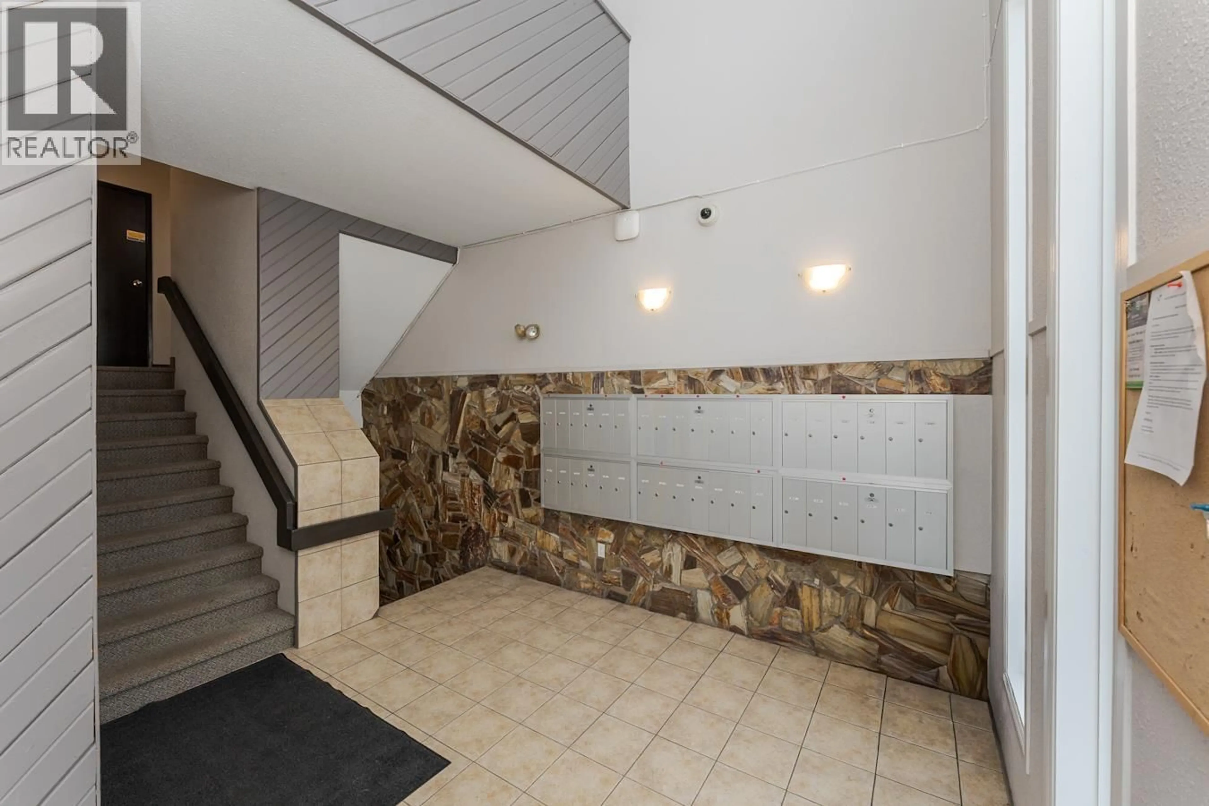 Lobby for 107 - 3777 MASSEY DRIVE, Prince George British Columbia V2N4J6