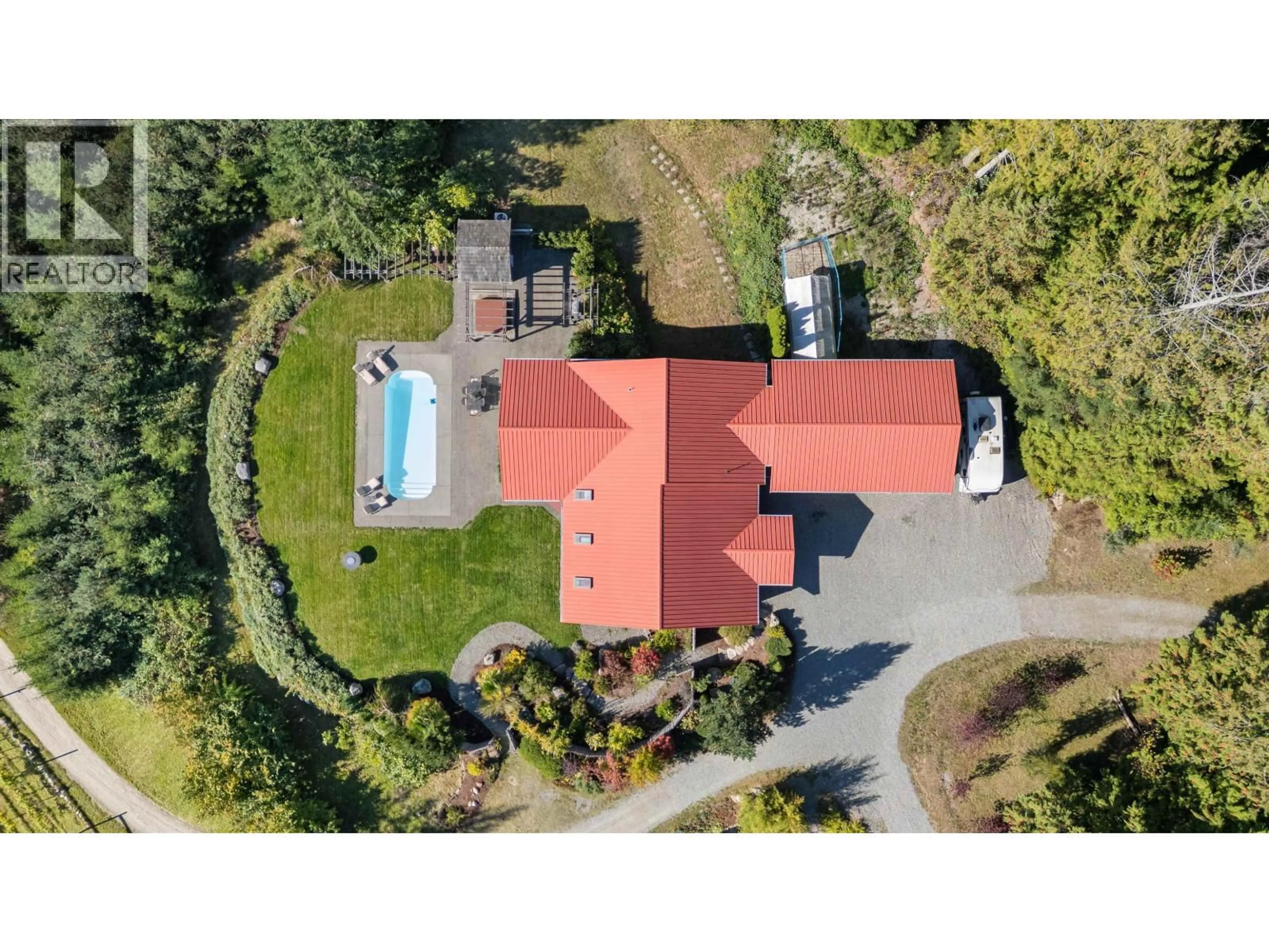 A pic from outside/outdoor area/front of a property/back of a property/a pic from drone, unknown for 2440 SUNSHINE COAST HIGHWAY, Roberts Creek British Columbia V0N2W5