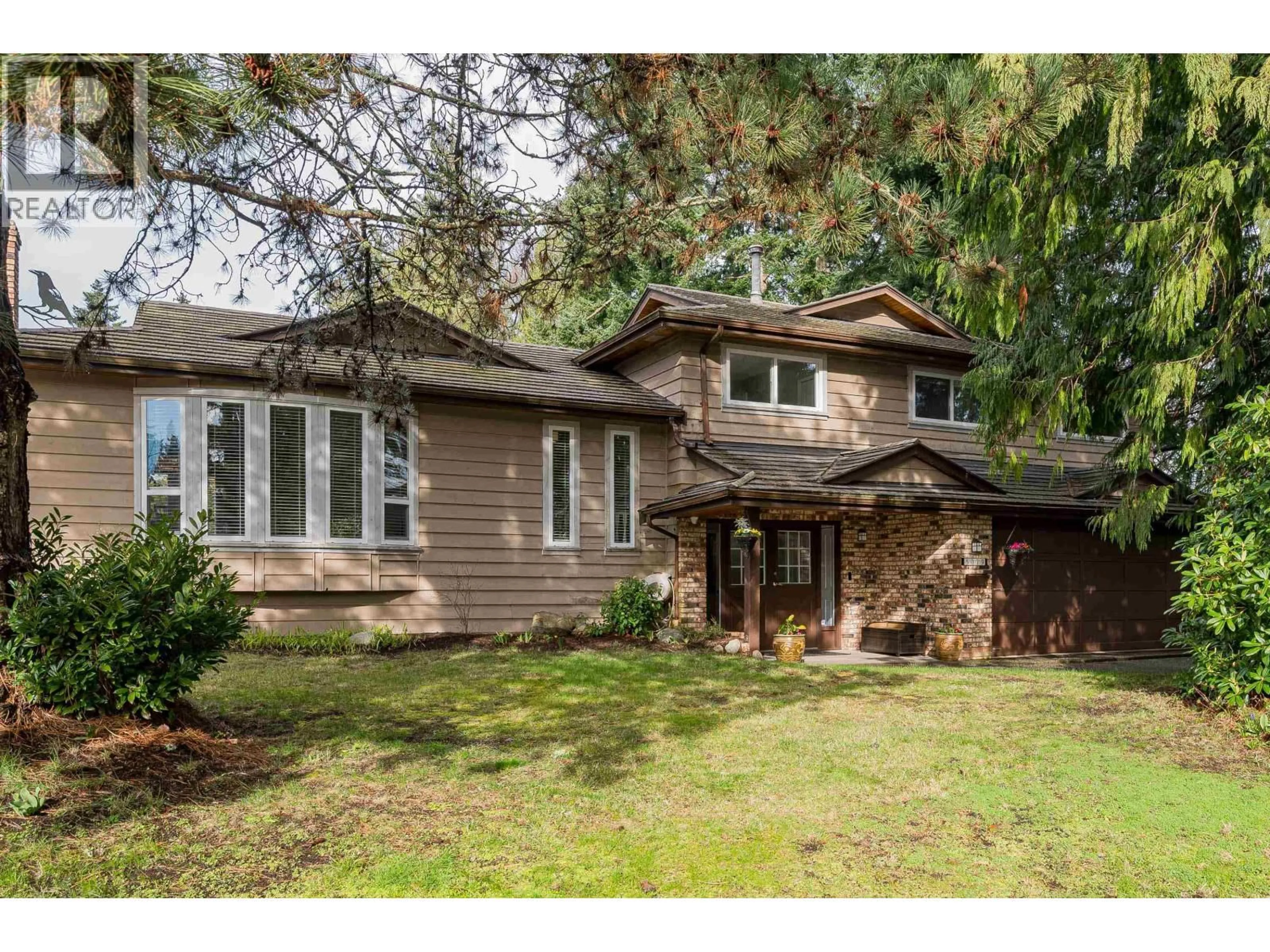 Home with vinyl exterior material, street for 5079 WALKER AVENUE, Delta British Columbia V4M1A8