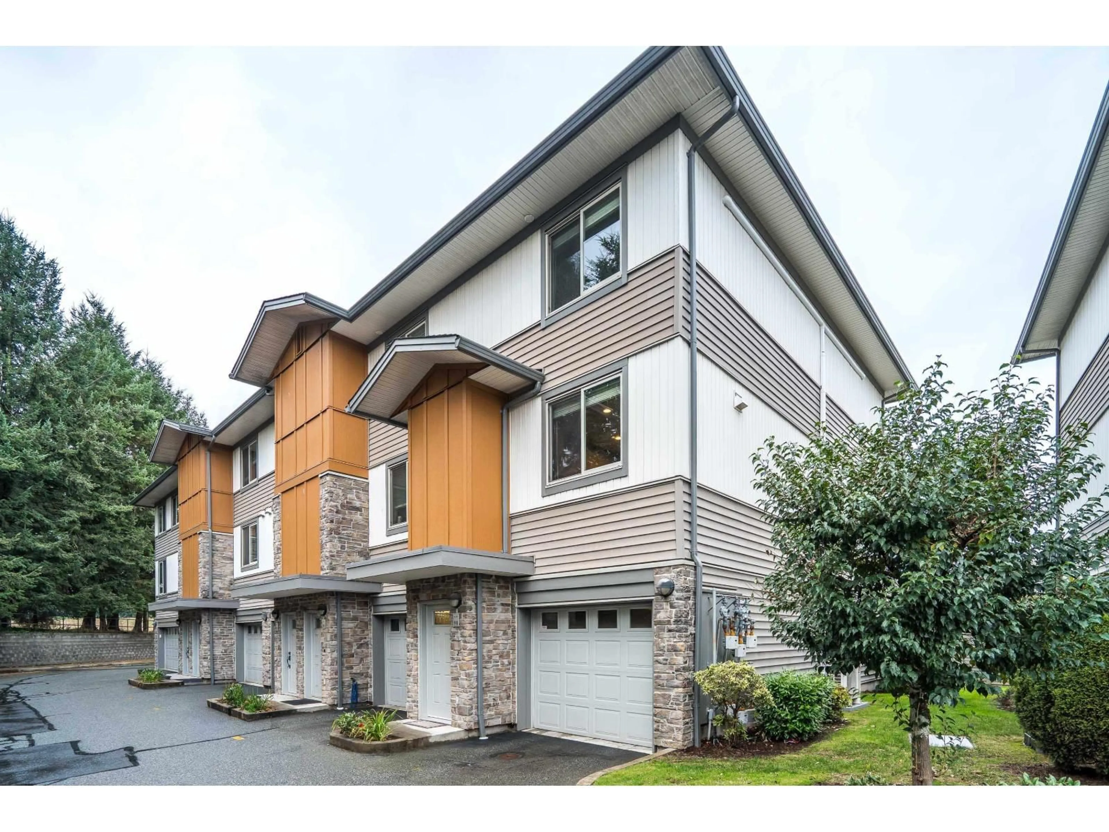 Unknown for 90 - 34248 KING ROAD, Abbotsford British Columbia V2S0B1