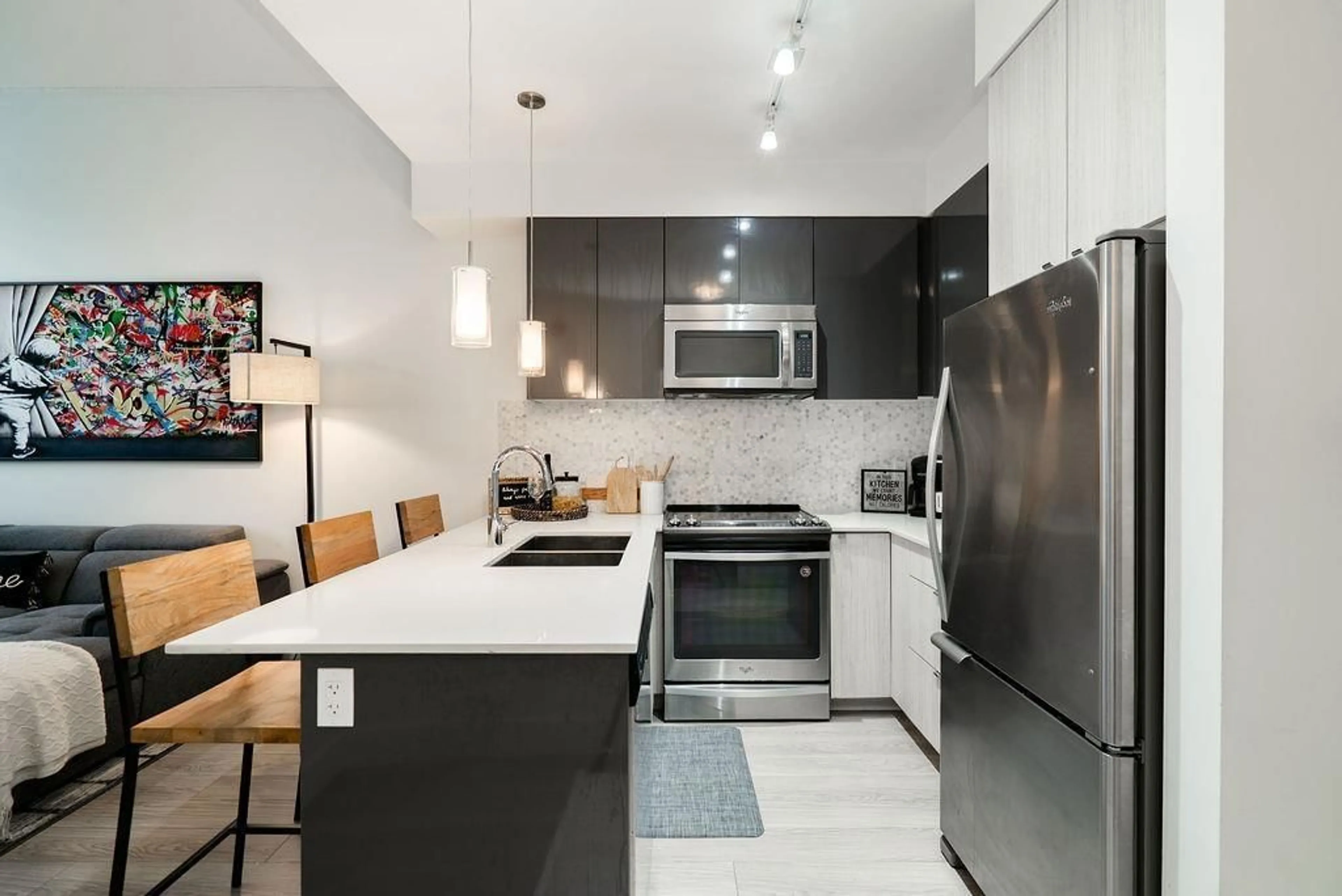 Unknown for 409 - 6468 195A STREET, Surrey British Columbia V4N6R6