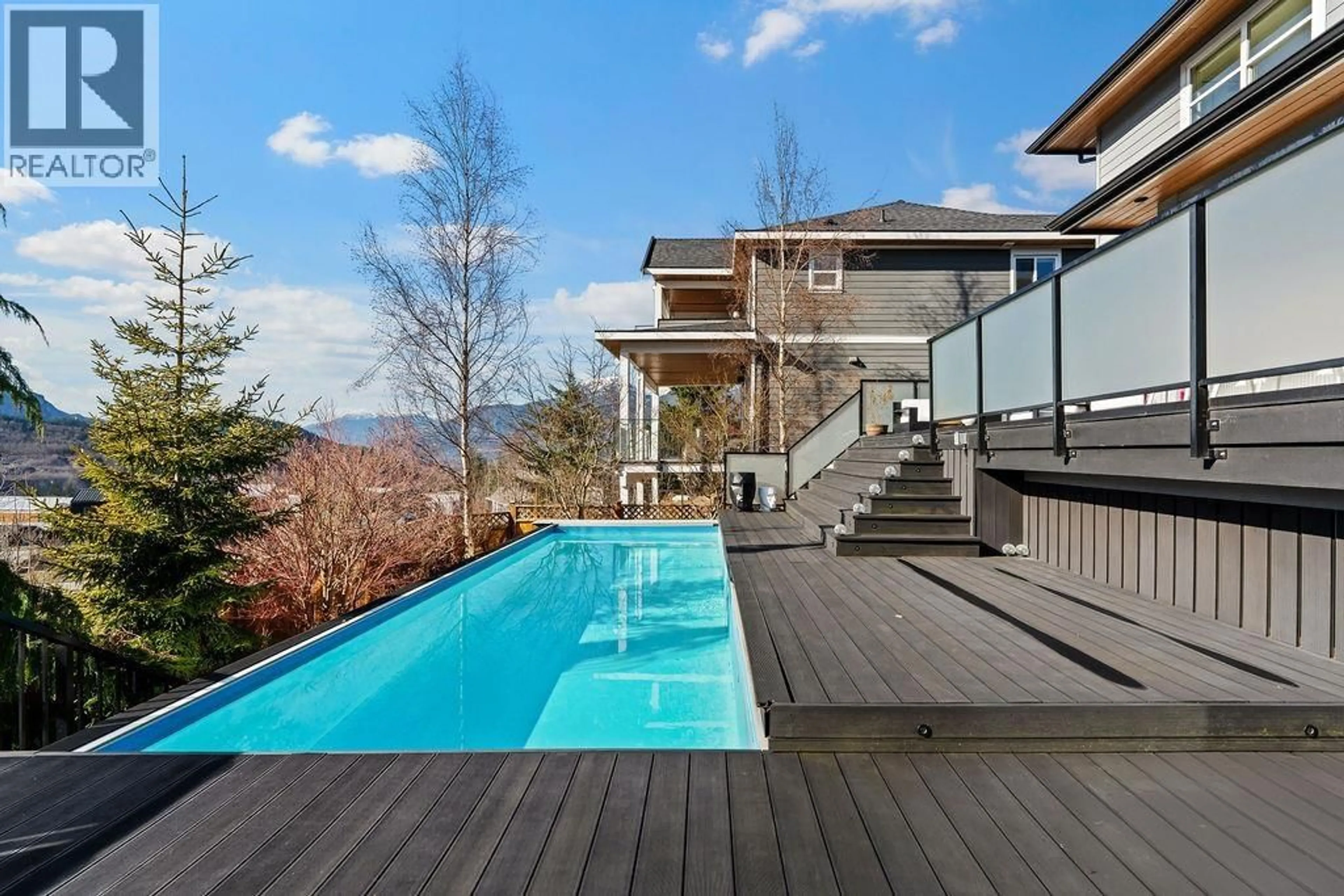 Pool for 2954 STRANGWAY PLACE, Squamish British Columbia V8B0P8