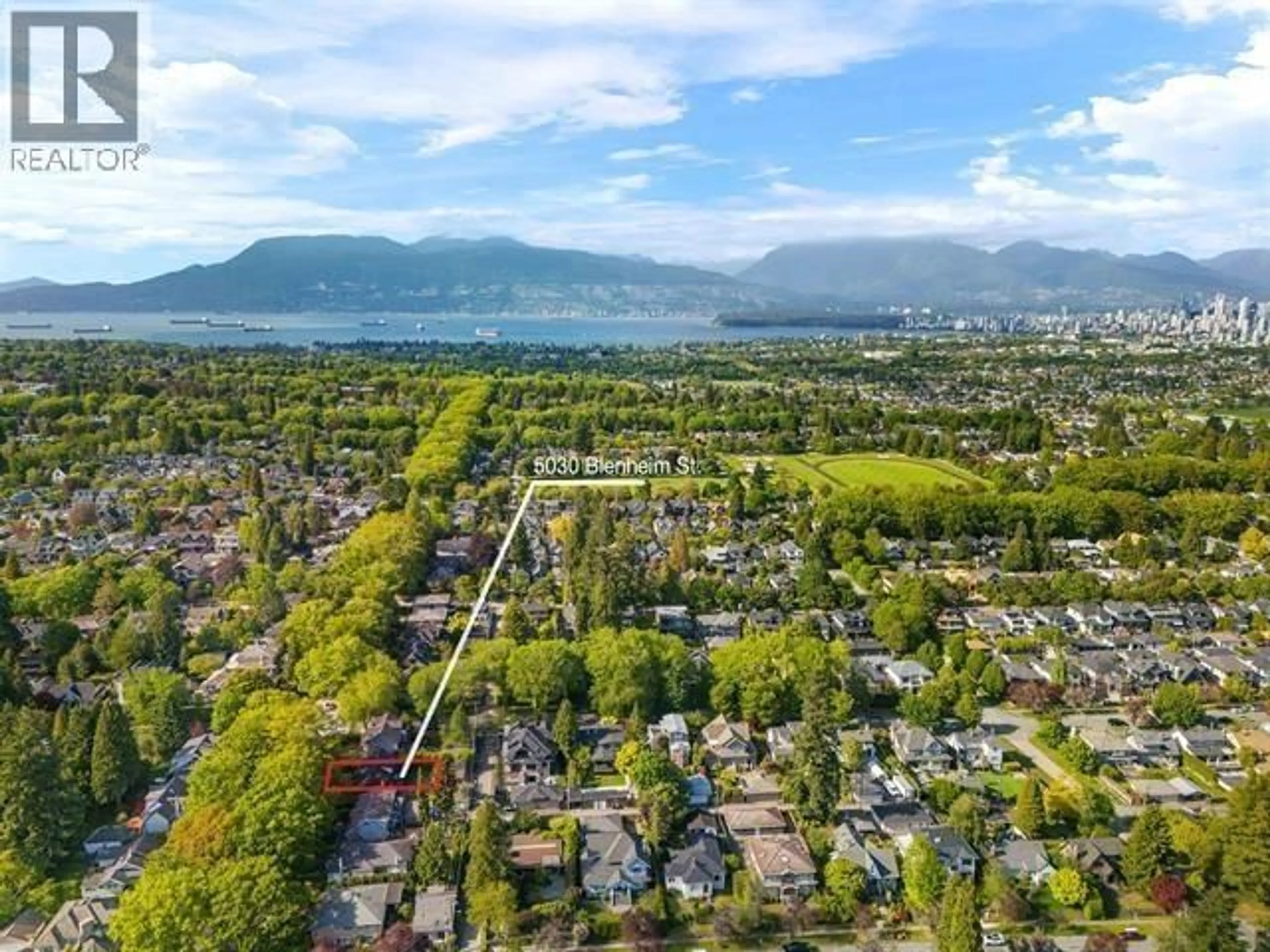 A pic from outside/outdoor area/front of a property/back of a property/a pic from drone, mountain view for 5030 BLENHEIM STREET, Vancouver British Columbia V6N1N5