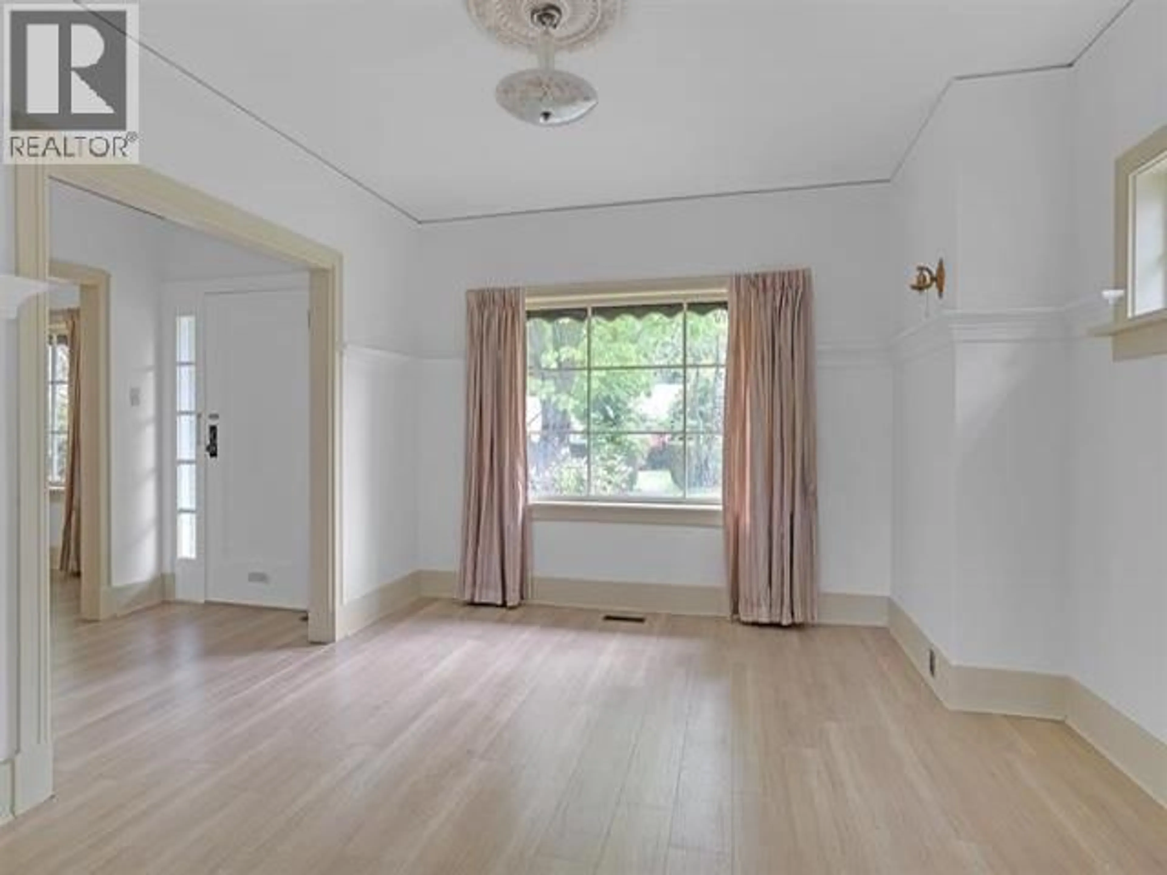 A pic of a room for 5030 BLENHEIM STREET, Vancouver British Columbia V6N1N5