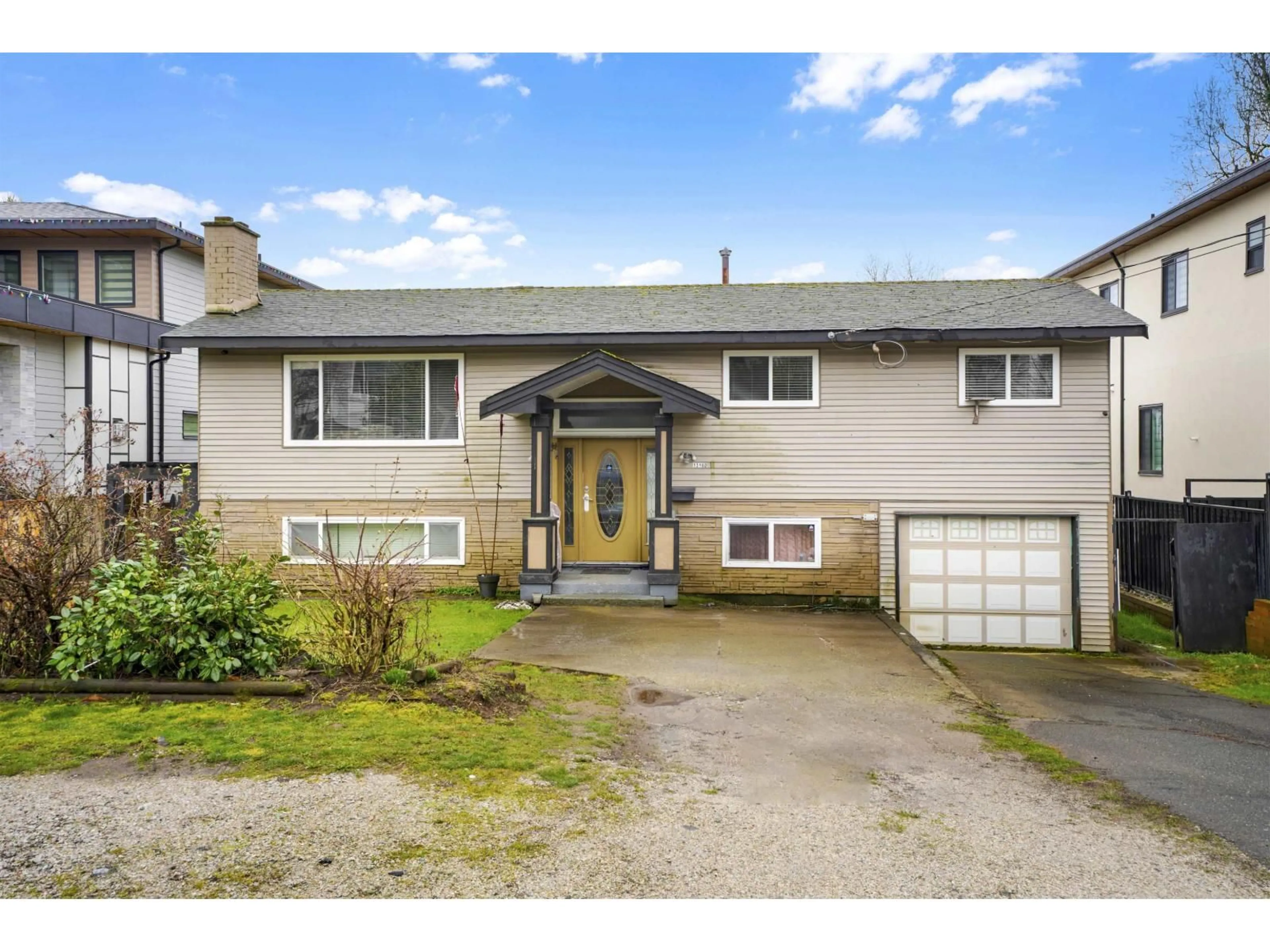 Unknown for 13160 99 AVENUE, Surrey British Columbia V3T1E9