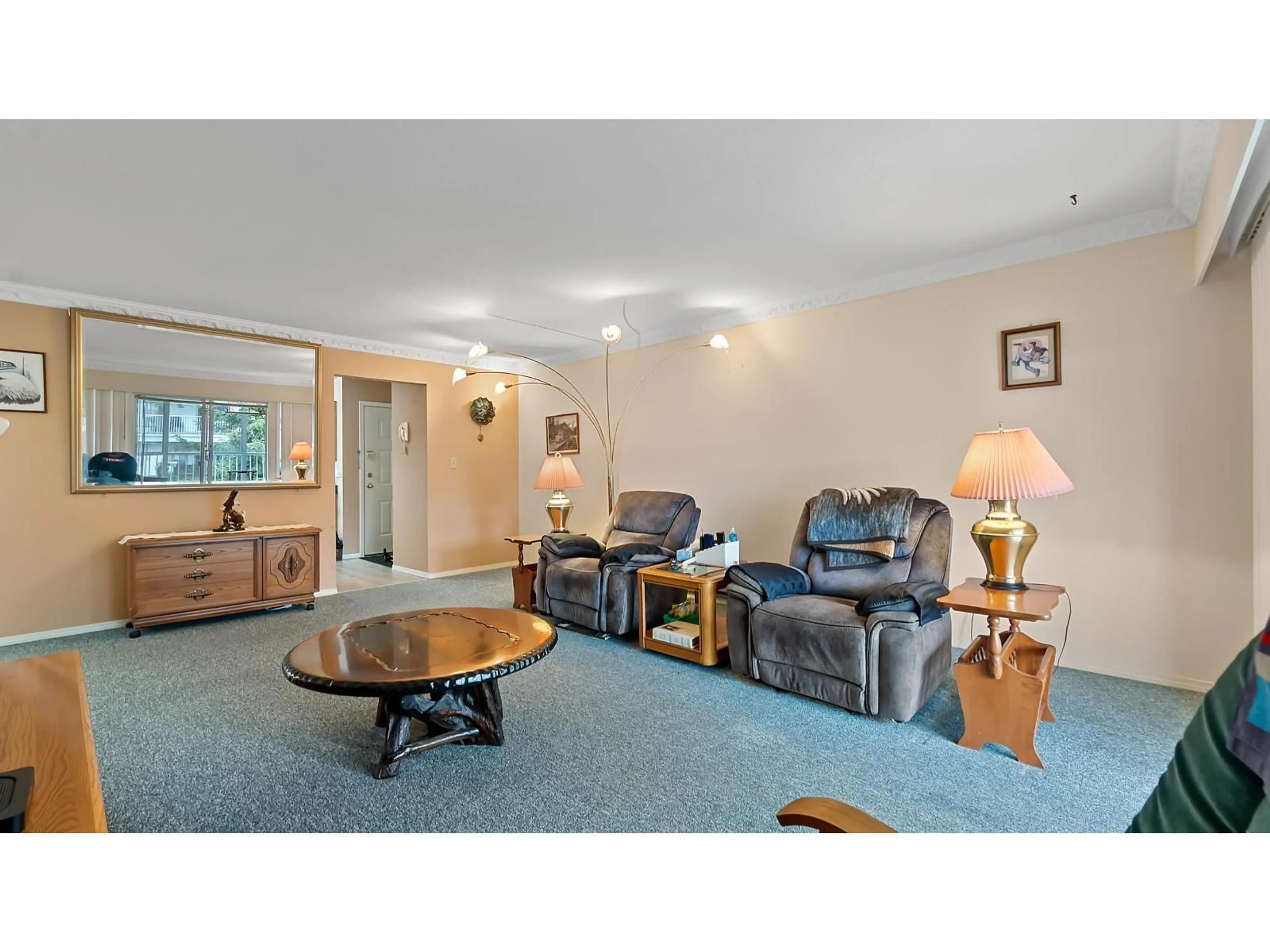 Living room with furniture, unknown for 74 - 32691 GARIBALDI DRIVE, Abbotsford British Columbia V2T5T7