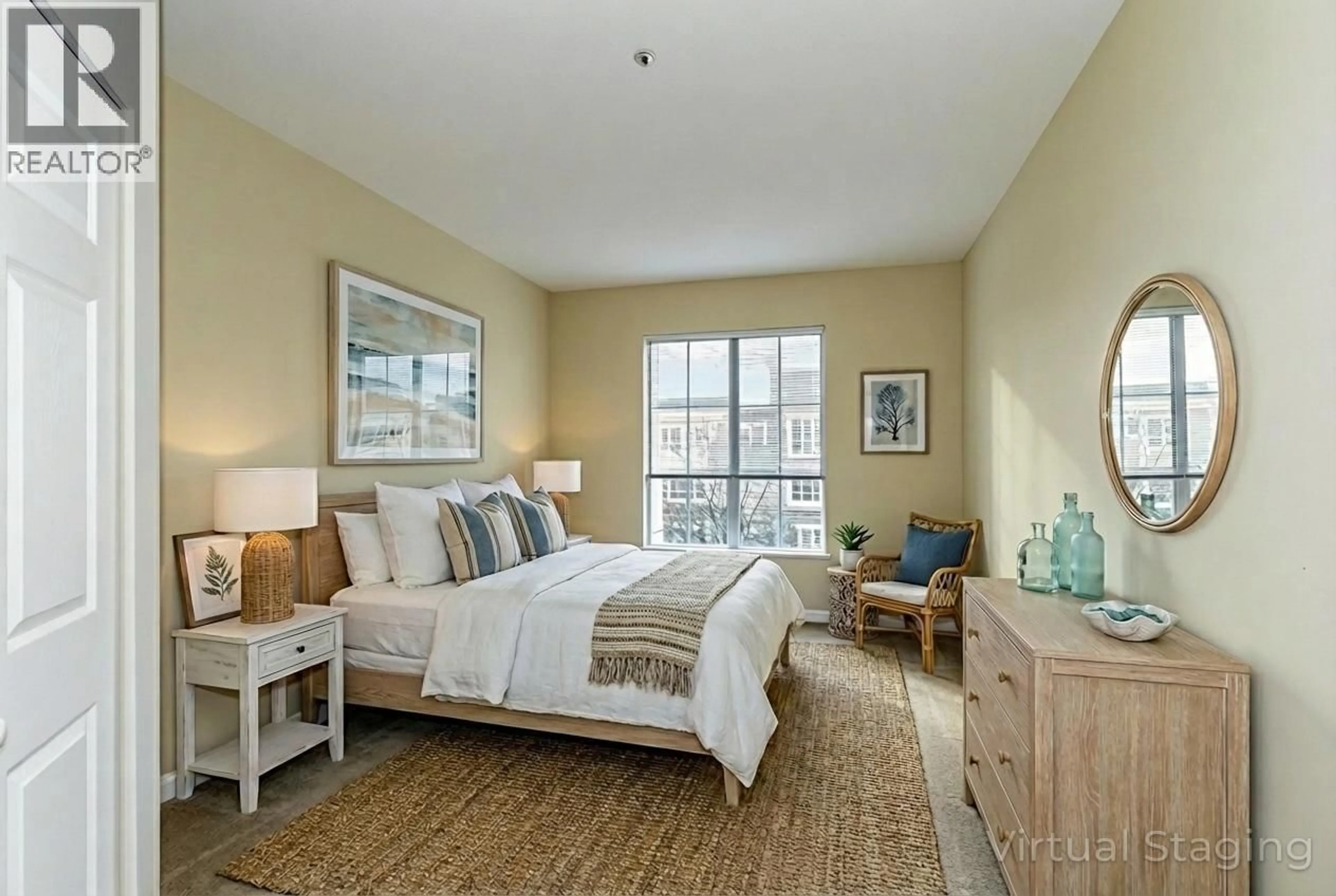 Bedroom with bed, unknown for 330 - 2995 PRINCESS CRESCENT, Coquitlam British Columbia V3B7N1