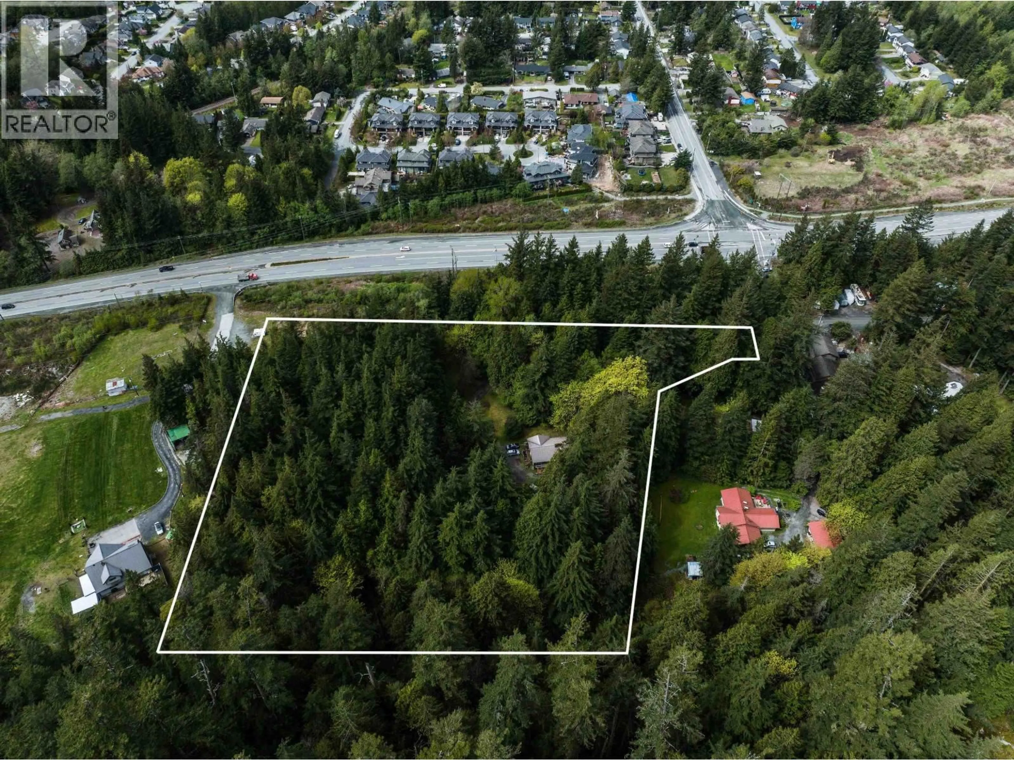 A pic from outside/outdoor area/front of a property/back of a property/a pic from drone, unknown for 1774 DEPOT ROAD, Squamish British Columbia V8B0P6