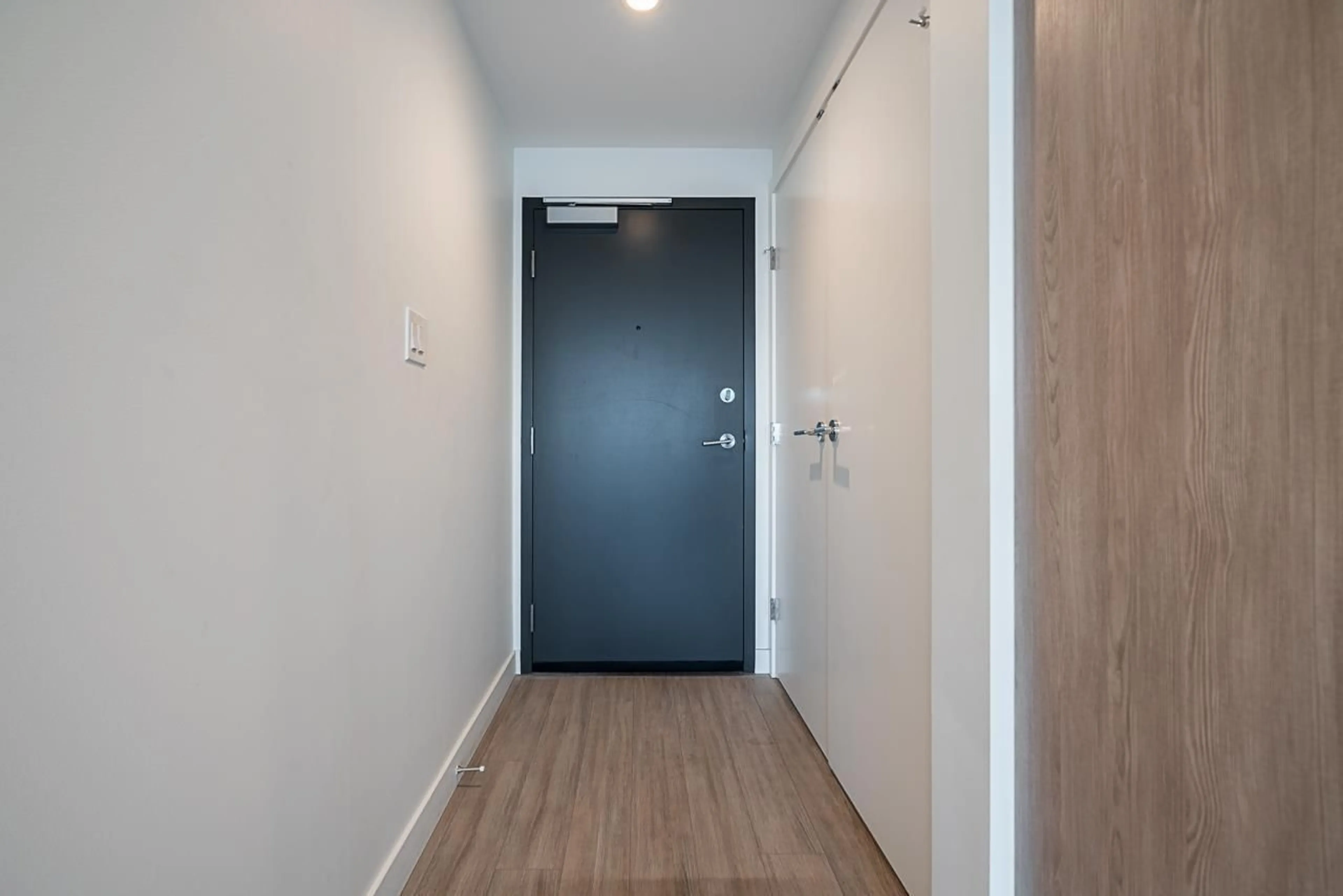 Unknown for 302 - 13615 FRASER HIGHWAY, Surrey British Columbia V3T0P7