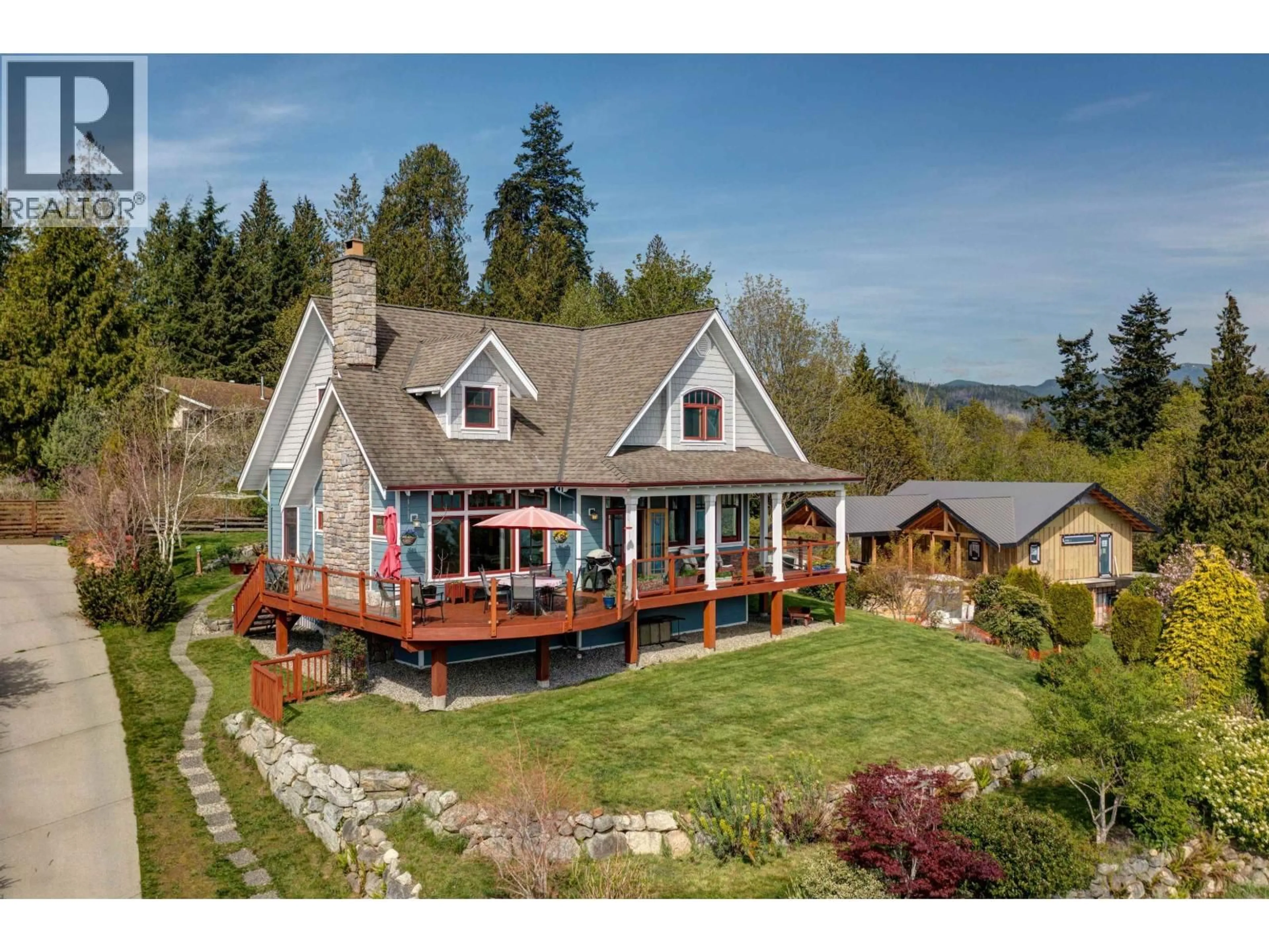 A pic from outside/outdoor area/front of a property/back of a property/a pic from drone, water/lake/river/ocean view for 6373 GALE AVENUE, Sechelt British Columbia V7Z0P7