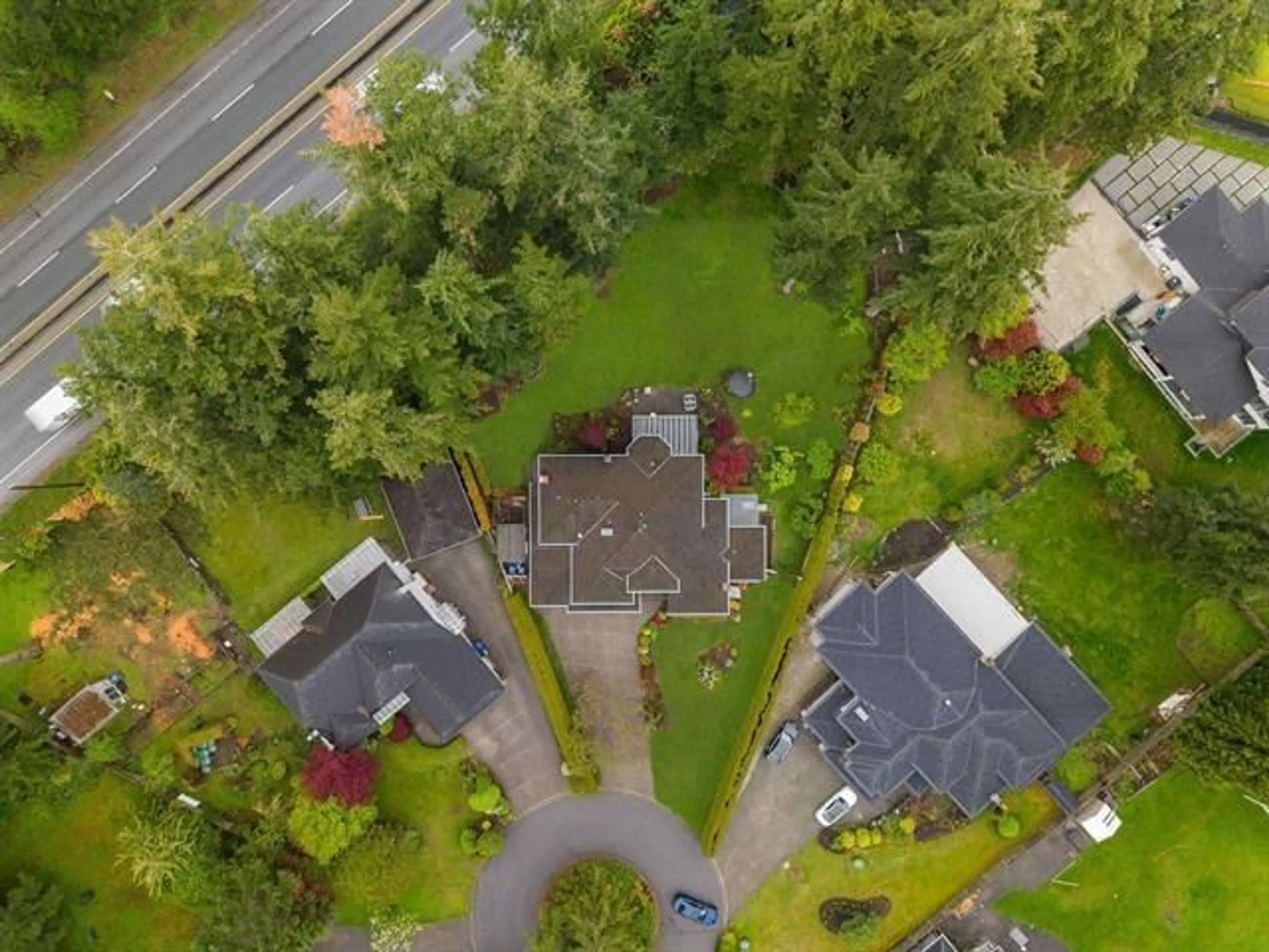 A pic from outside/outdoor area/front of a property/back of a property/a pic from drone, street for 5778 125A STREET, Surrey British Columbia V3X3G8