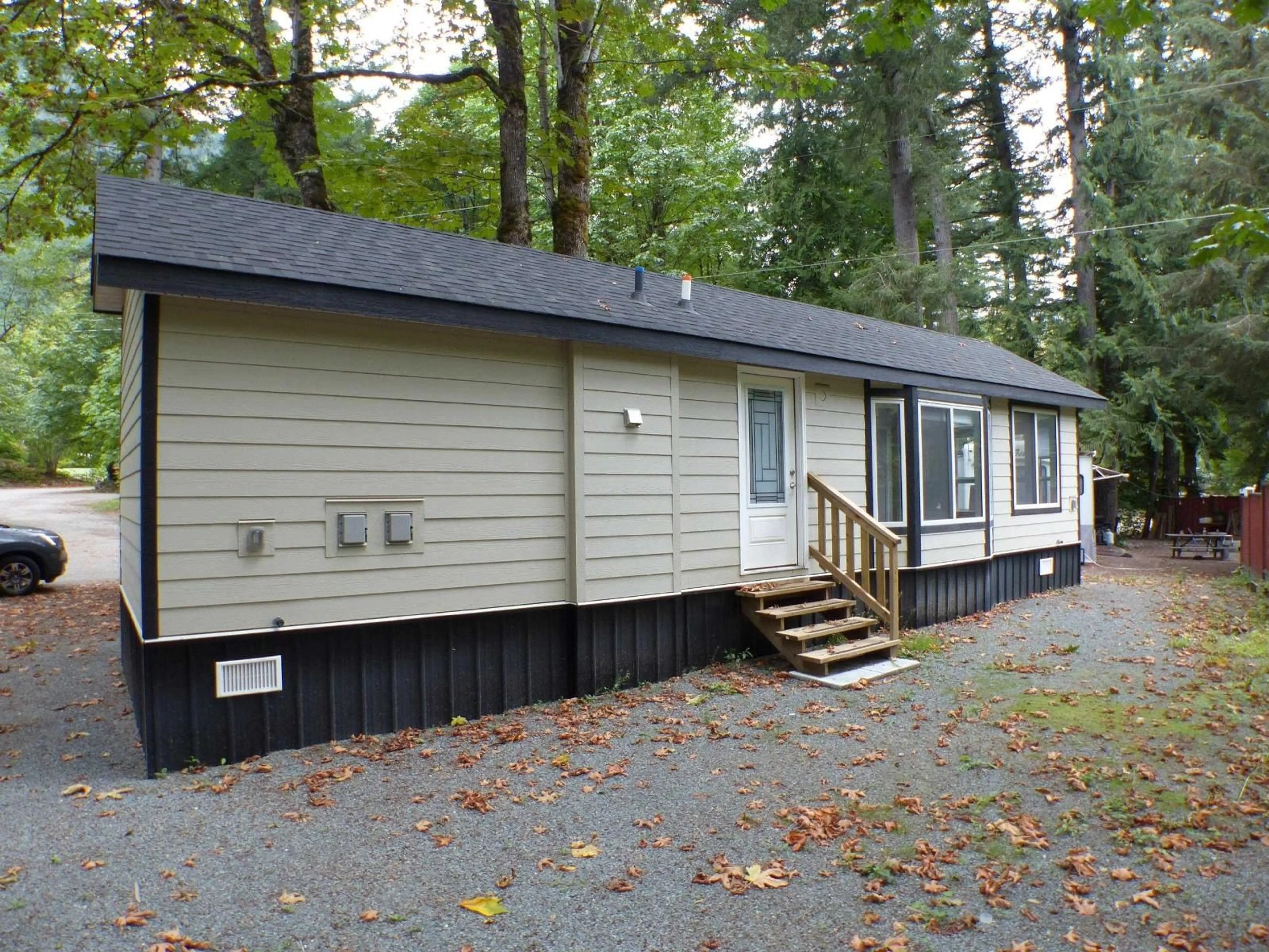 Home with vinyl exterior material, unknown for 34 - 28605 TRANS CANADA HIGHWAY, Hope British Columbia V0X1L3