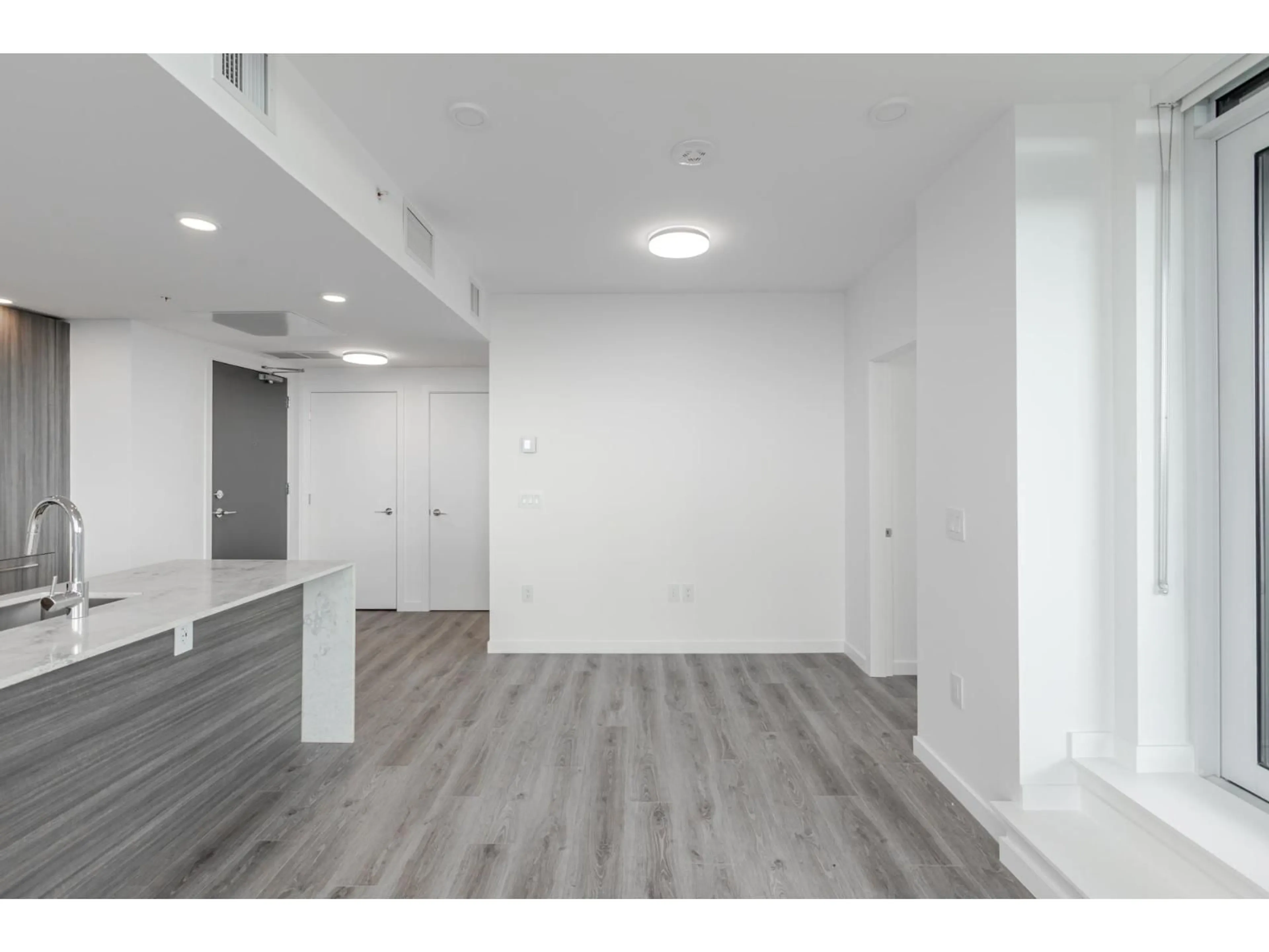 A pic of a room for 2604 - 10333 133 STREET, Surrey British Columbia V3R2H4