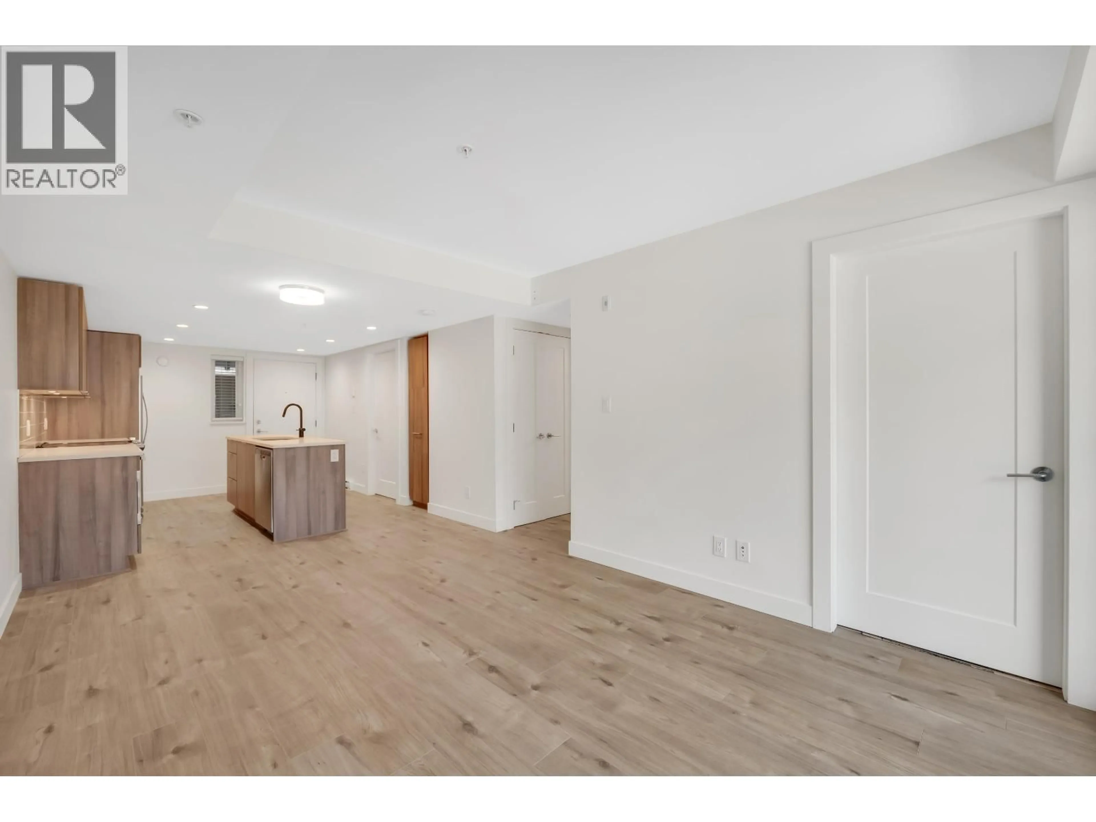 A pic of a room for 414 - 1365 PEMBERTON AVENUE, Squamish British Columbia V8B1B7