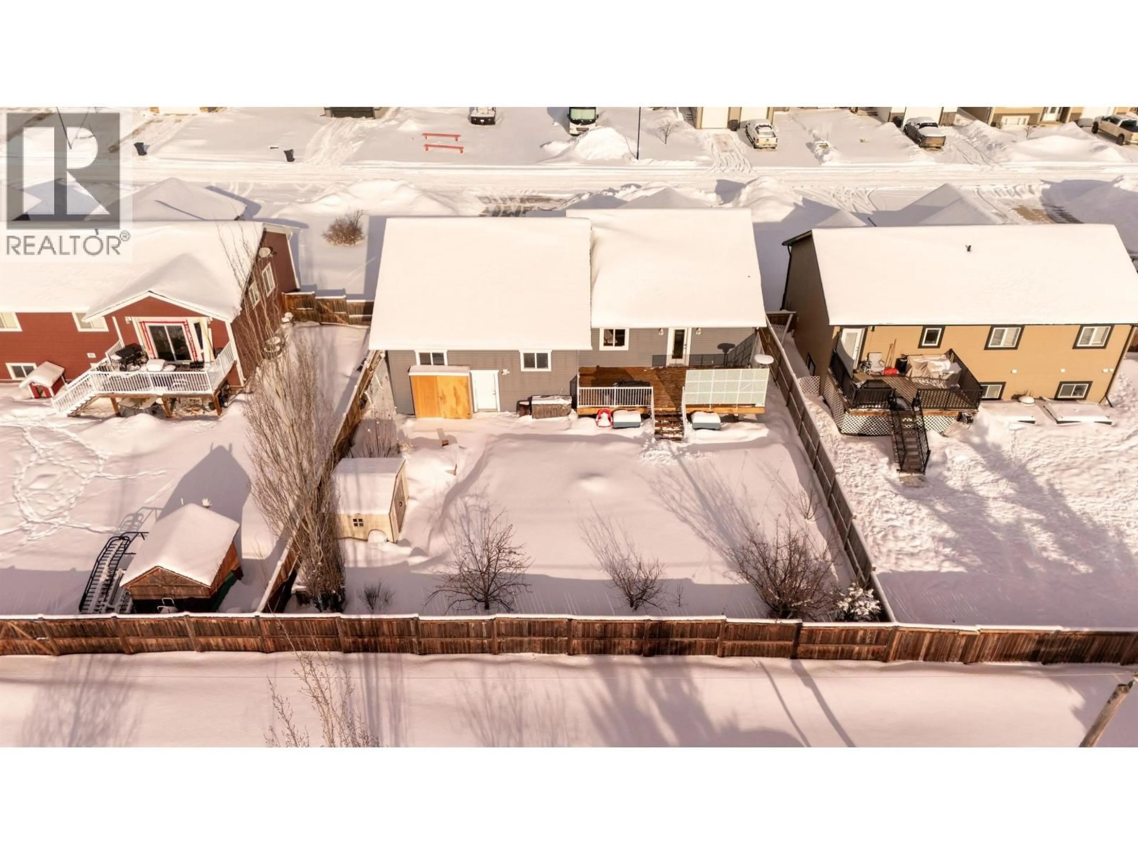 A pic from outside/outdoor area/front of a property/back of a property/a pic from drone, unknown for 10232 97 STREET, Taylor British Columbia V0C1H0